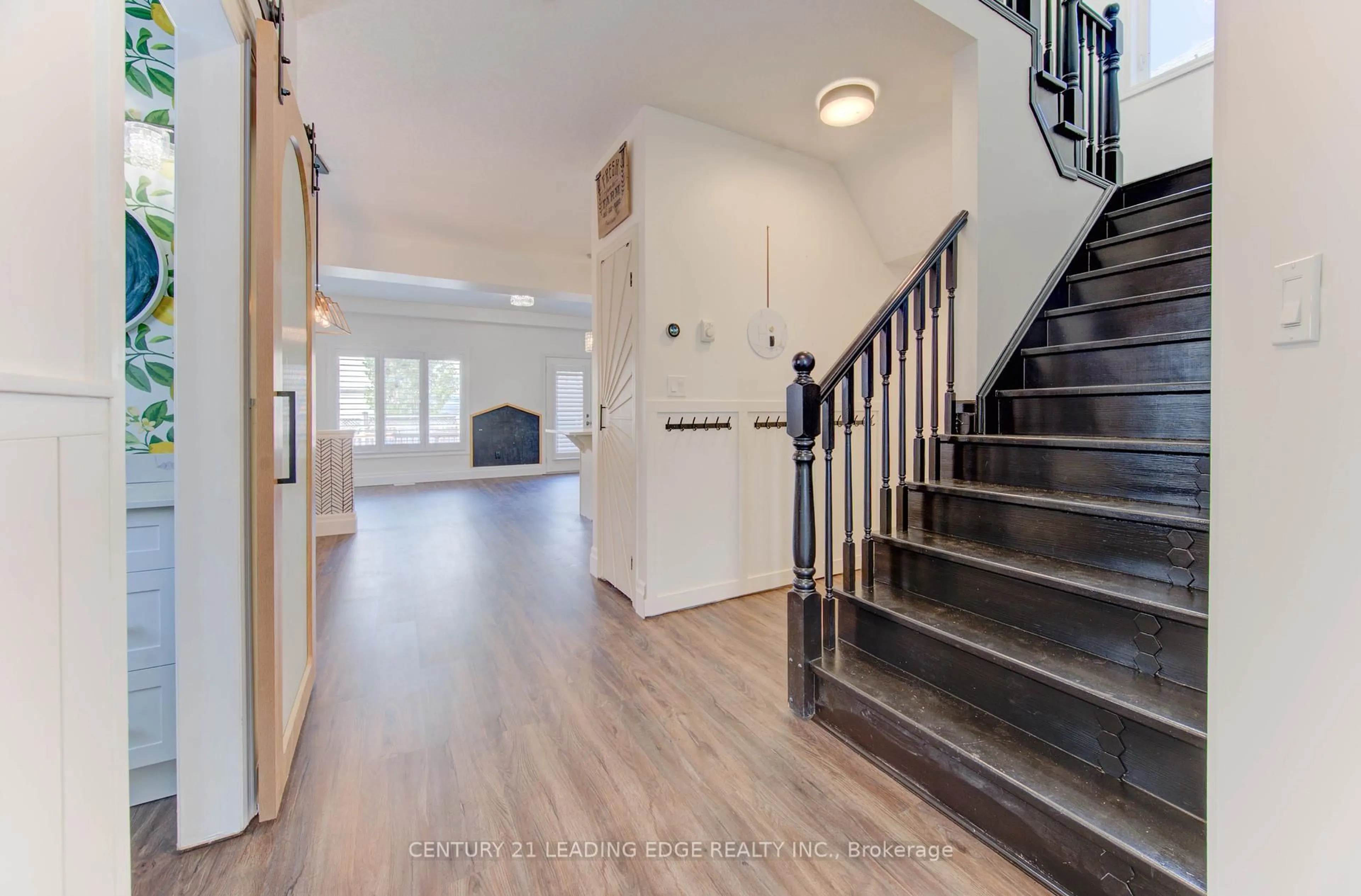 Unknown for 277 Watervale Cres, Kitchener Ontario N2A 0G7