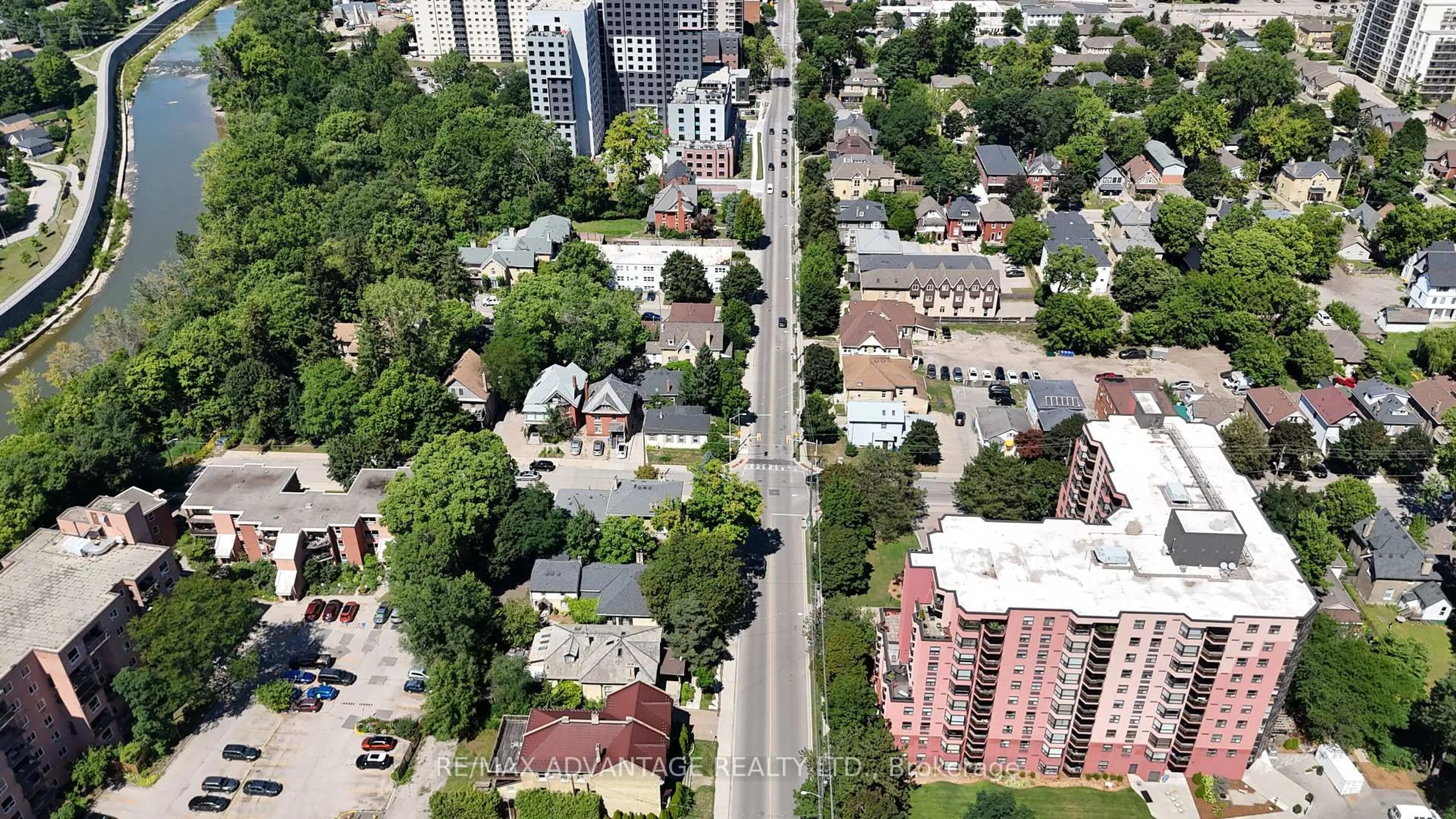 A pic from outside/outdoor area/front of a property/back of a property/a pic from drone, city buildings view from balcony for 600 Talbot St #1004, London East Ontario N6A 5L9