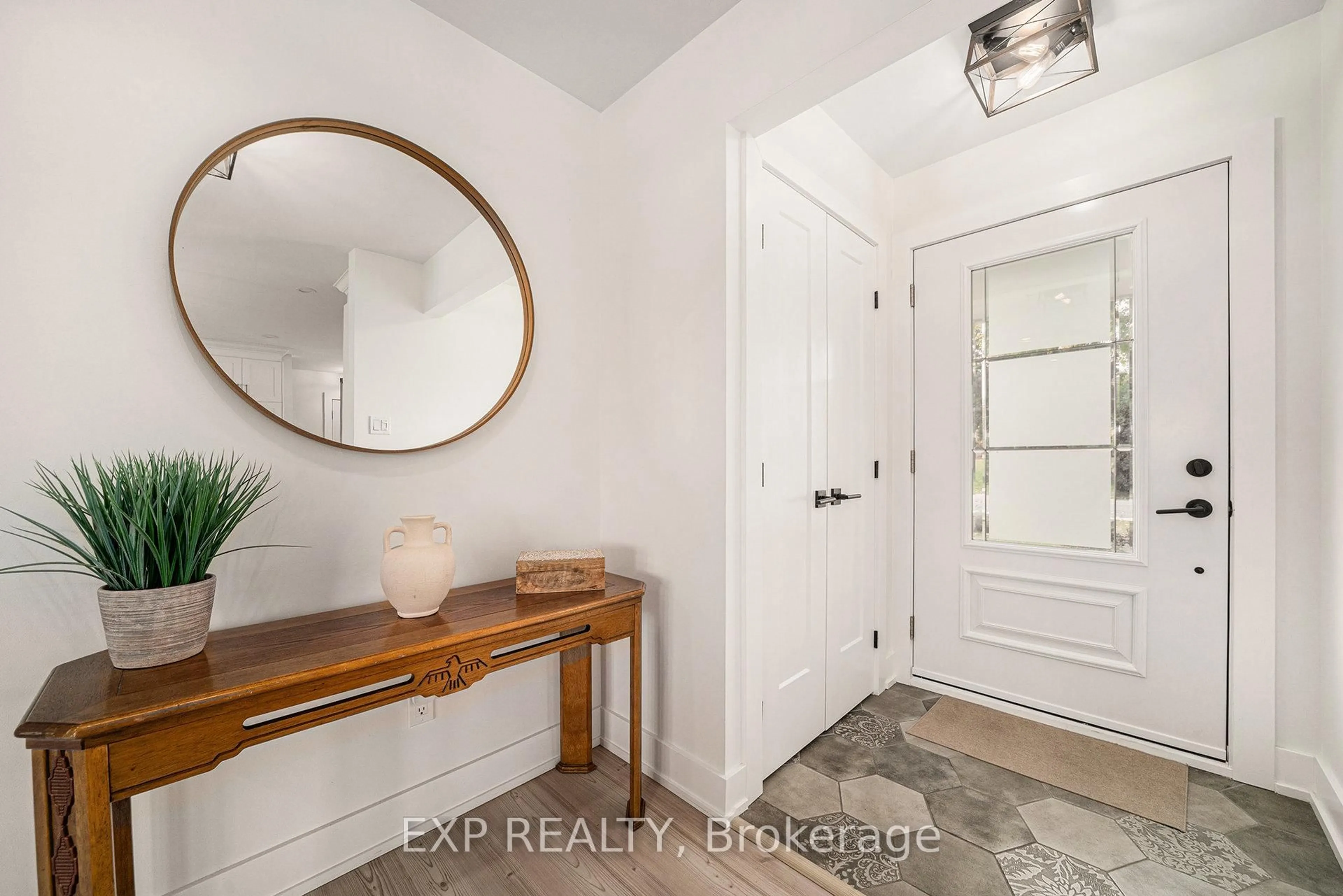 Indoor entryway for 203 Penfield Dr, Ottawa Ontario K2K 1M8