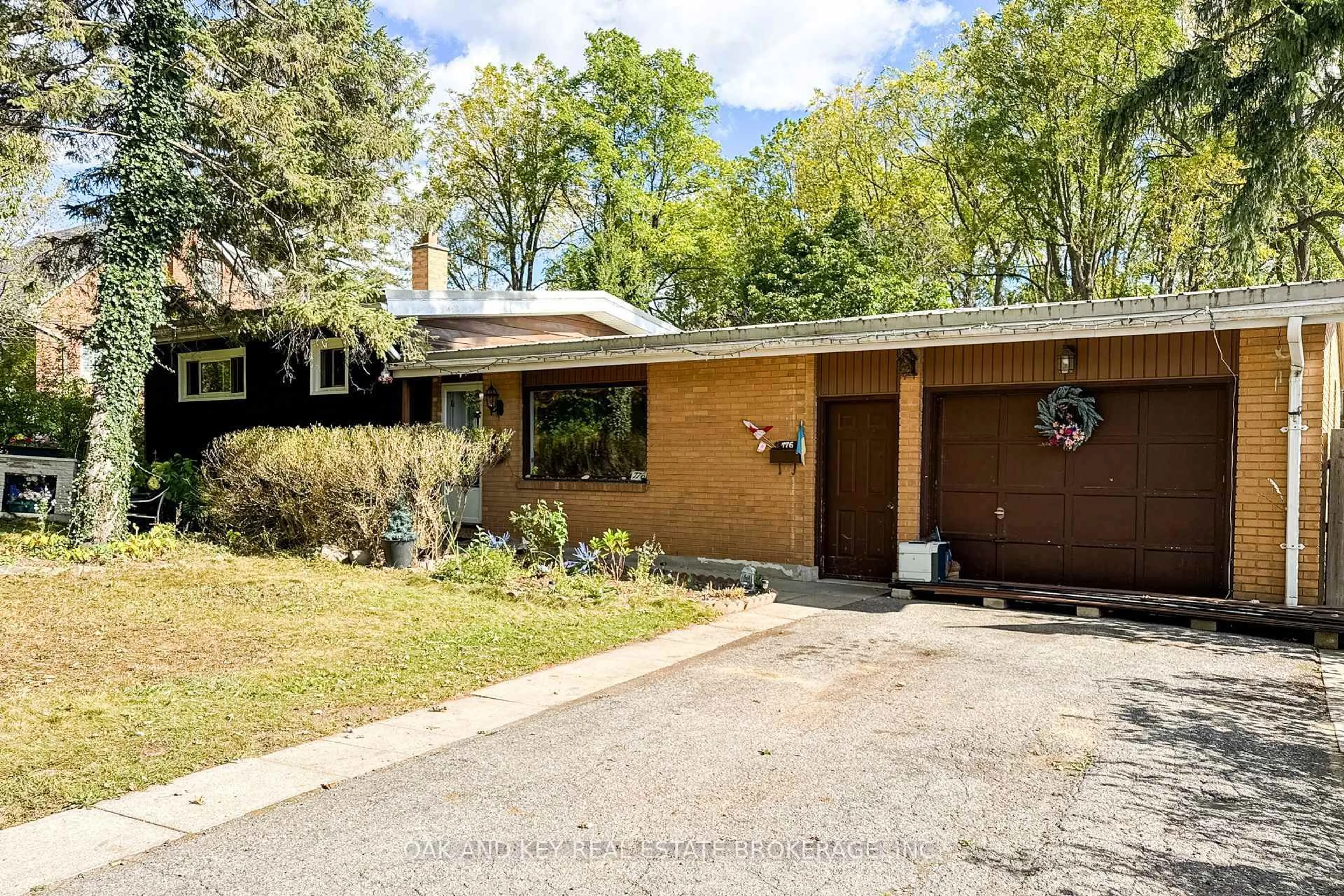 Home with brick exterior material, street for 776 Sunninghill Ave, London North Ontario N6H 3L8