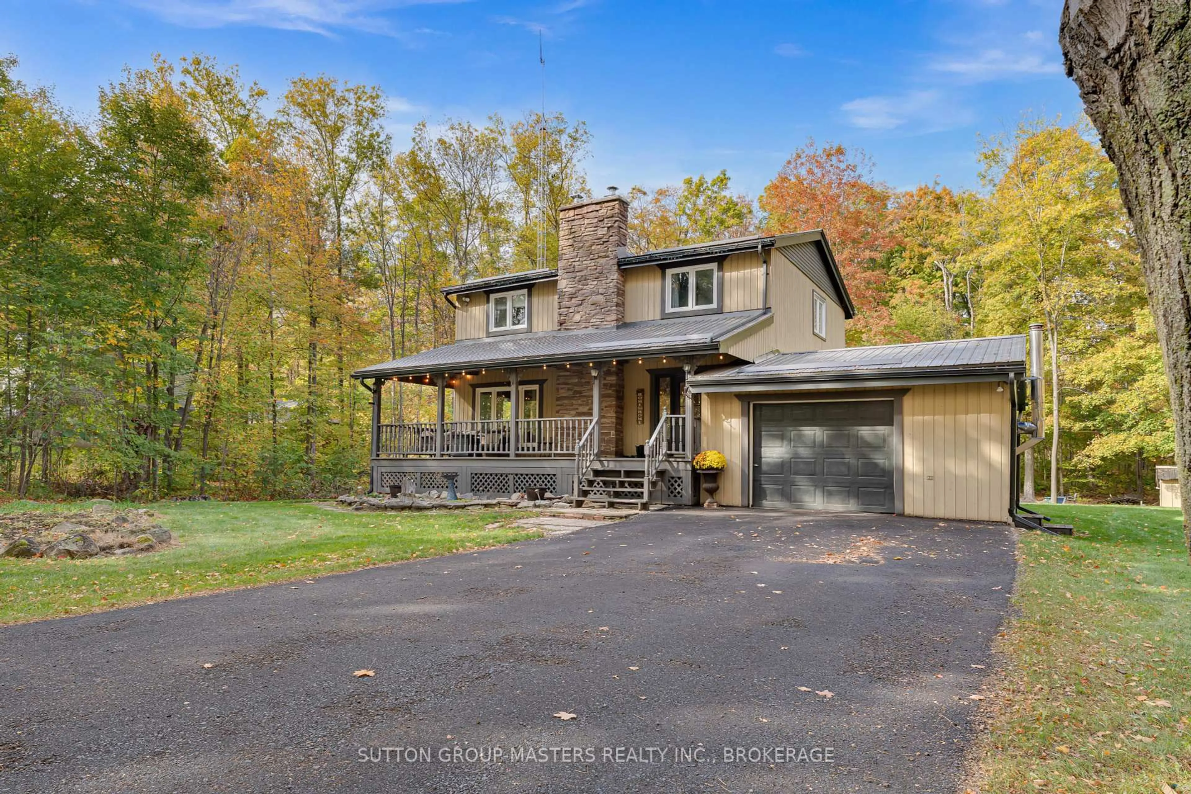 A pic from outside/outdoor area/front of a property/back of a property/a pic from drone, unknown for 2382 SANDS Rd, Battersea Ontario K0H 1H0