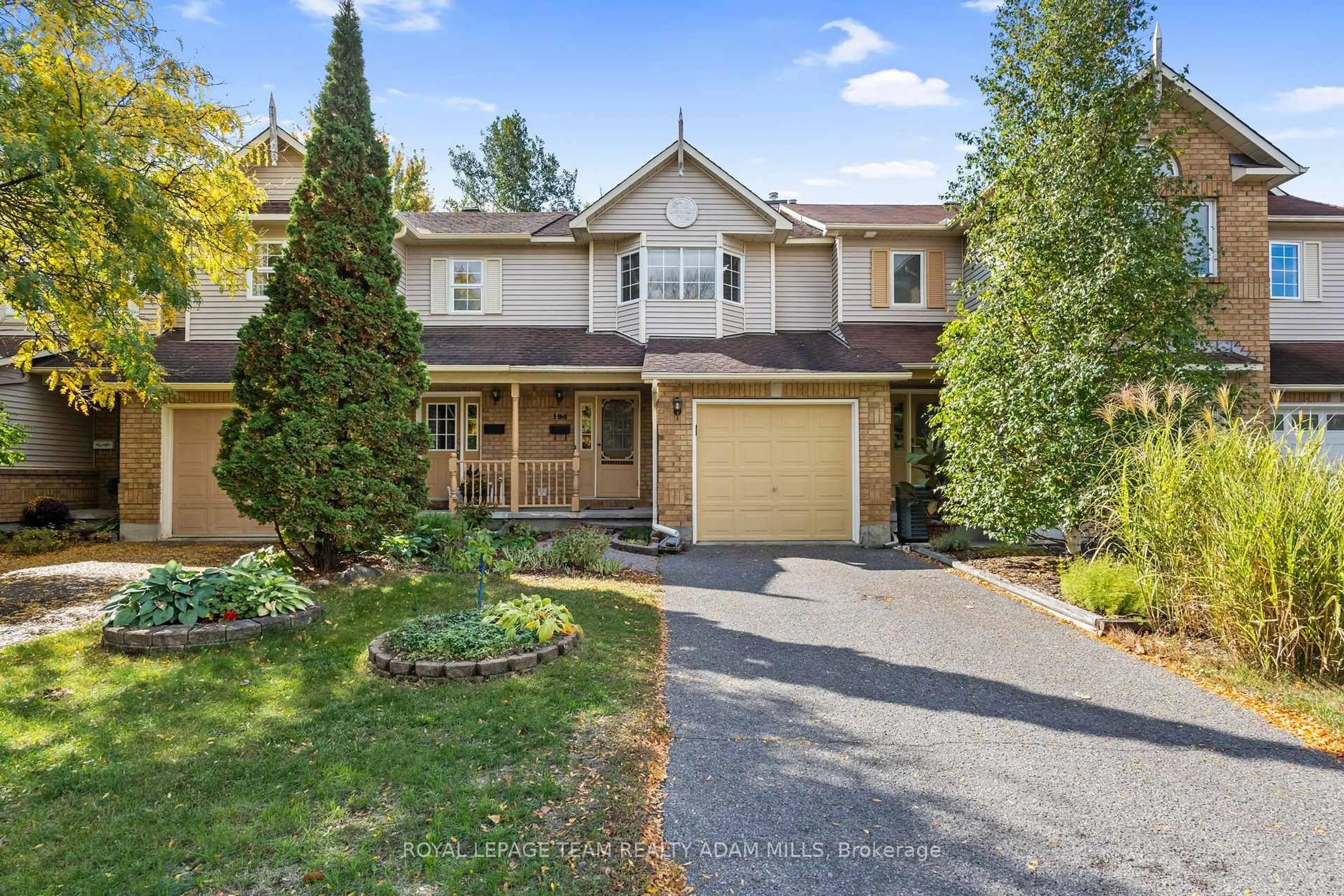 Unknown for 194 Blackdome Cres, Kanata Ontario K2T 1A6