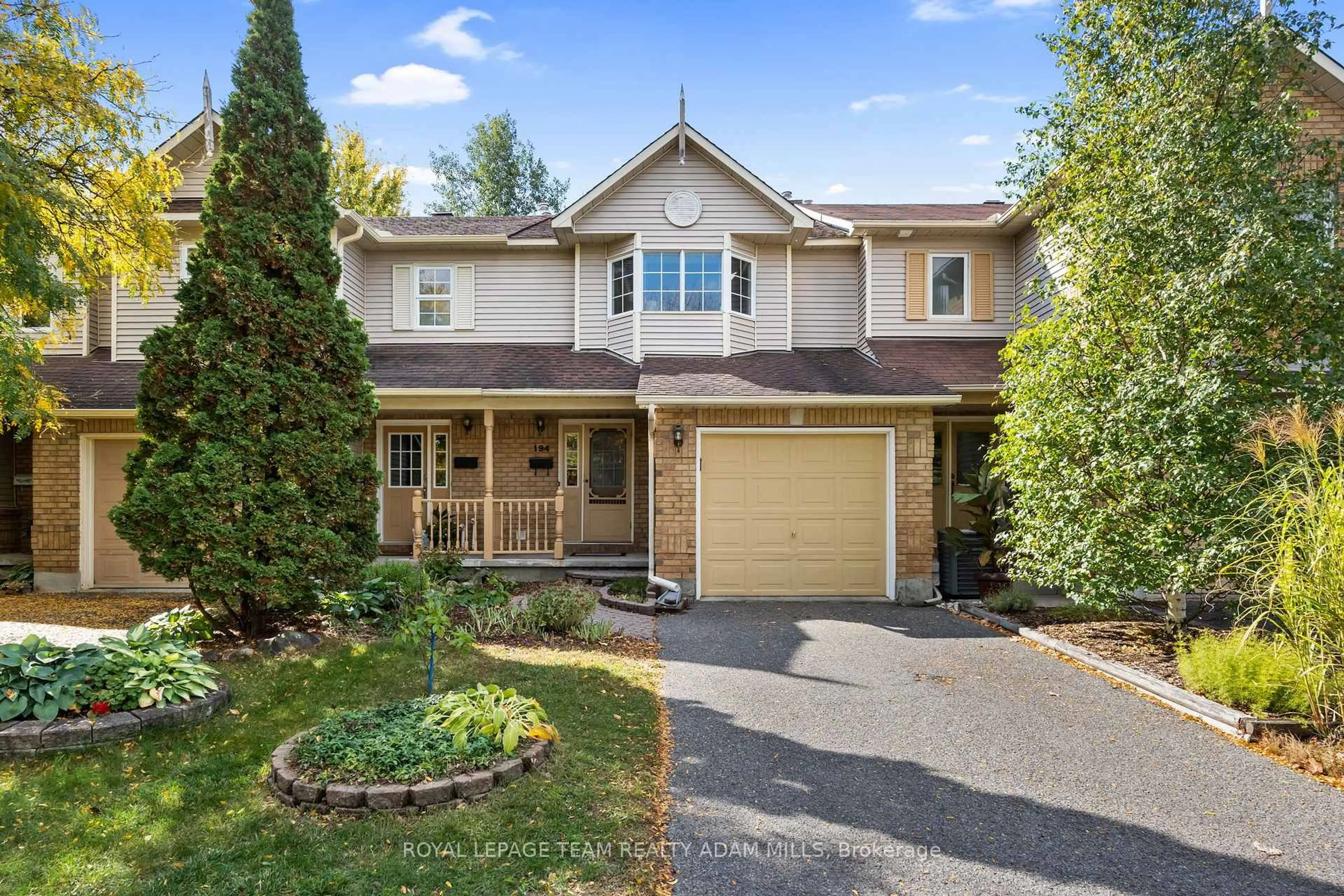 Unknown for 194 Blackdome Cres, Kanata Ontario K2T 1A6