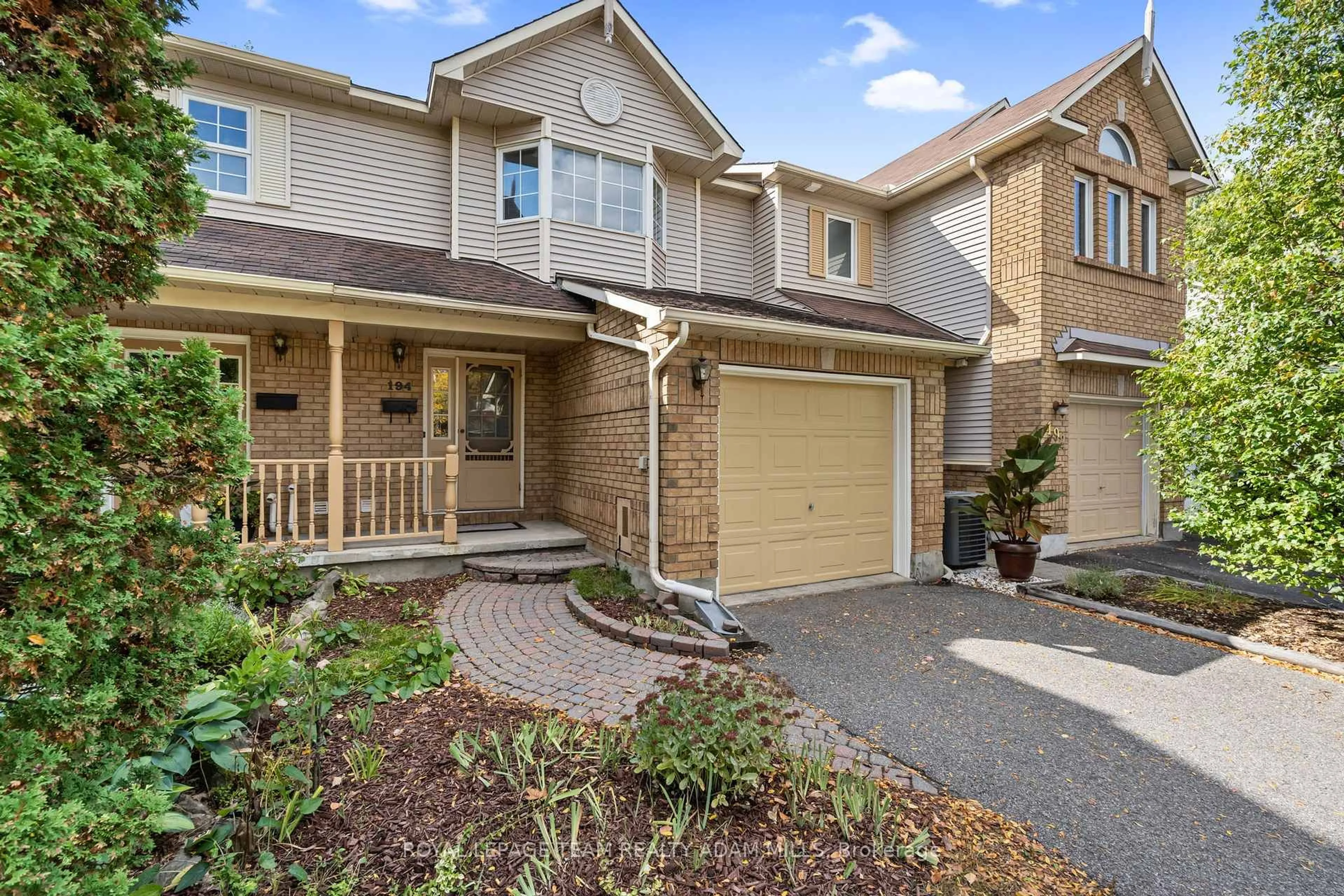 Unknown for 194 Blackdome Cres, Kanata Ontario K2T 1A6