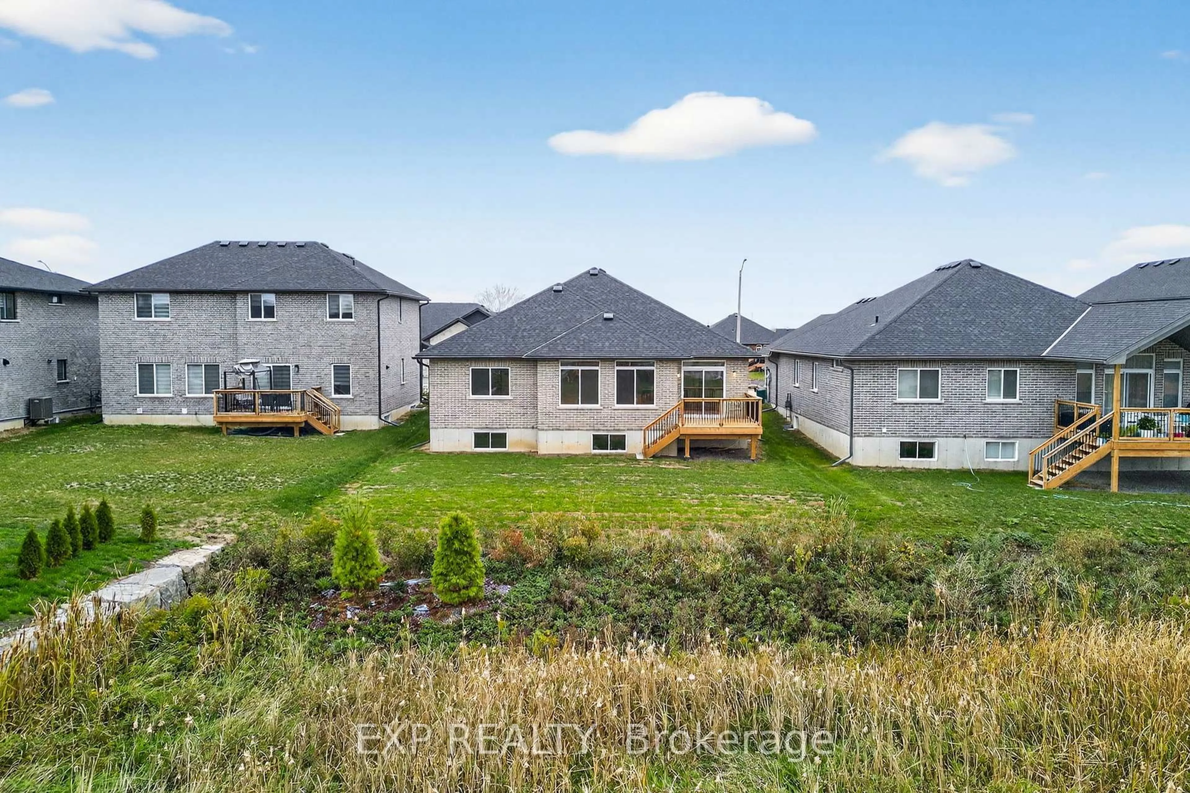 A pic from outside/outdoor area/front of a property/back of a property/a pic from drone, mountain view for 6 Vaughn Crt, Belleville Ontario K8N 0R7