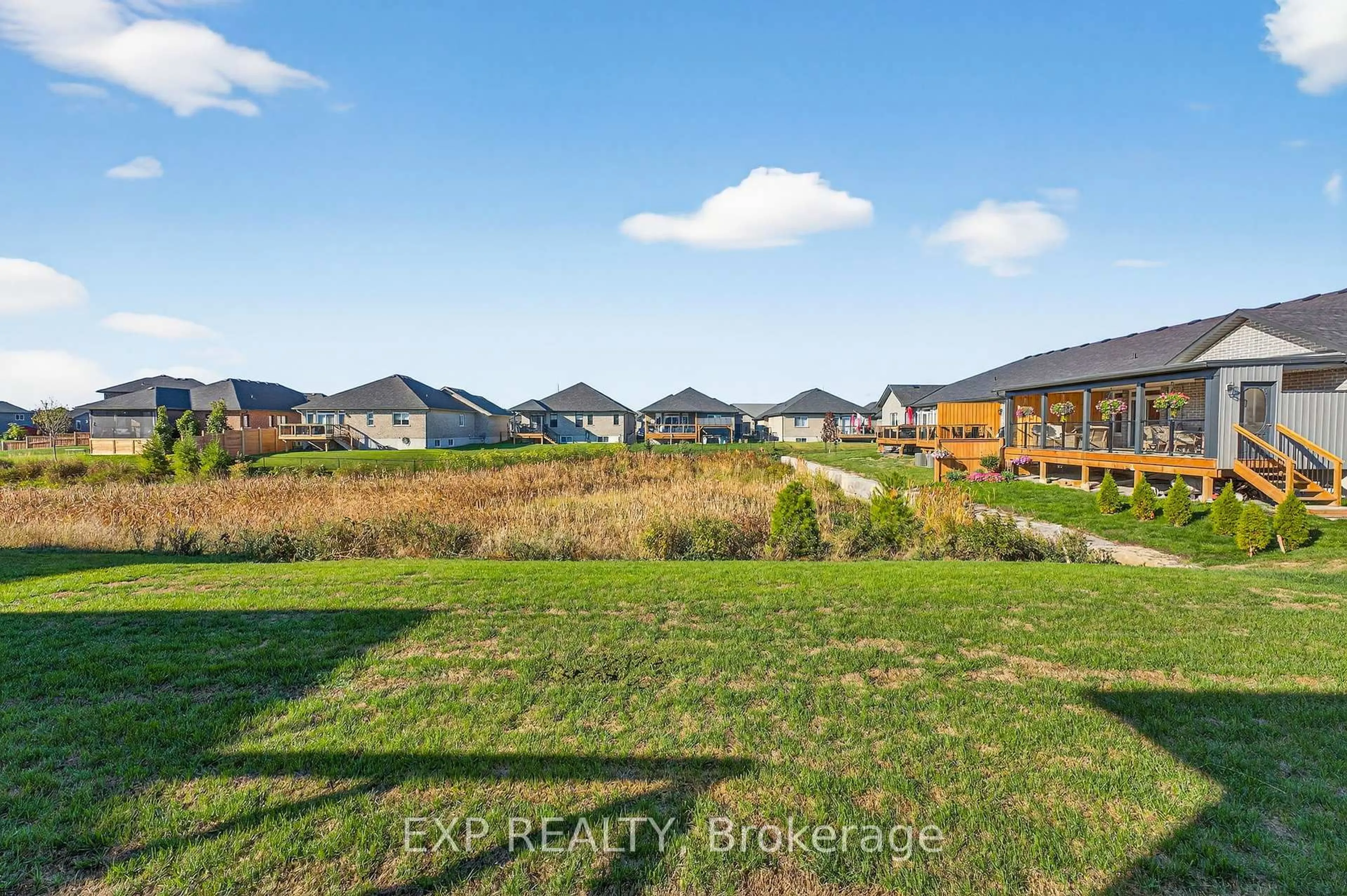 A pic from outside/outdoor area/front of a property/back of a property/a pic from drone, water/lake/river/ocean view for 6 Vaughn Crt, Belleville Ontario K8N 0R7