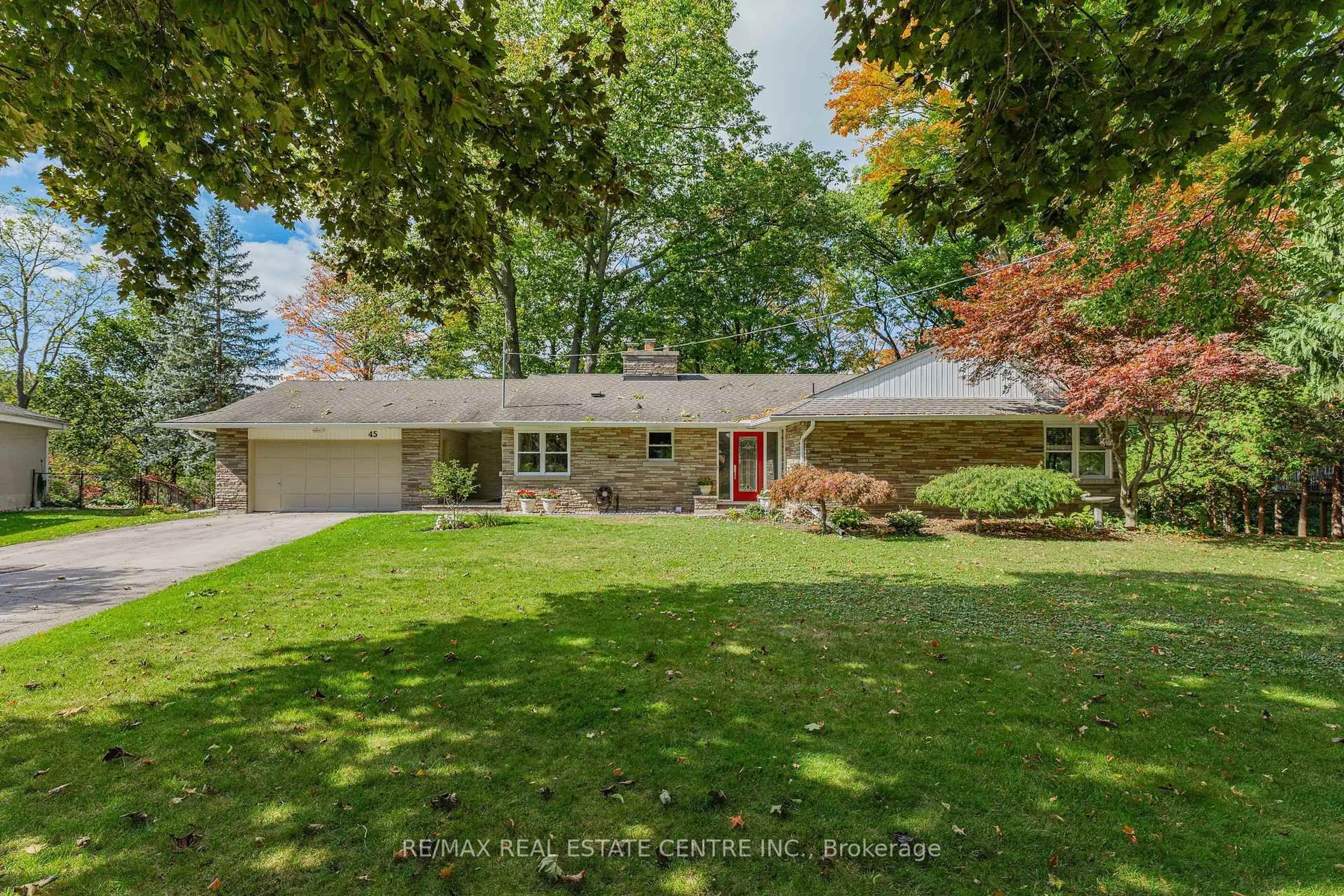 Unknown for 45 Highland Cres, Cambridge Ontario N1S 1L7