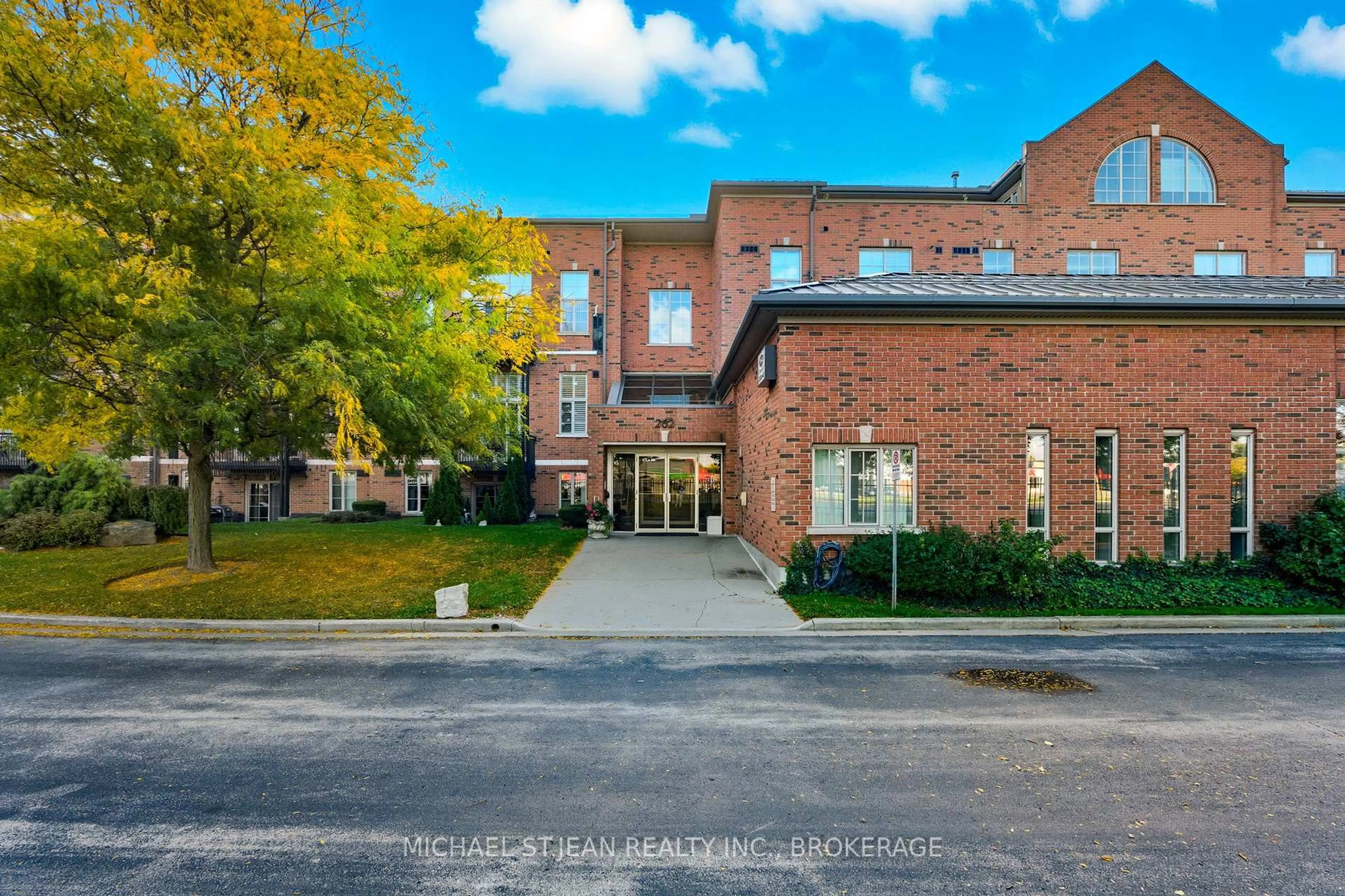 Unknown for 262 Dundas St #311, Hamilton Ontario L8B 1A9