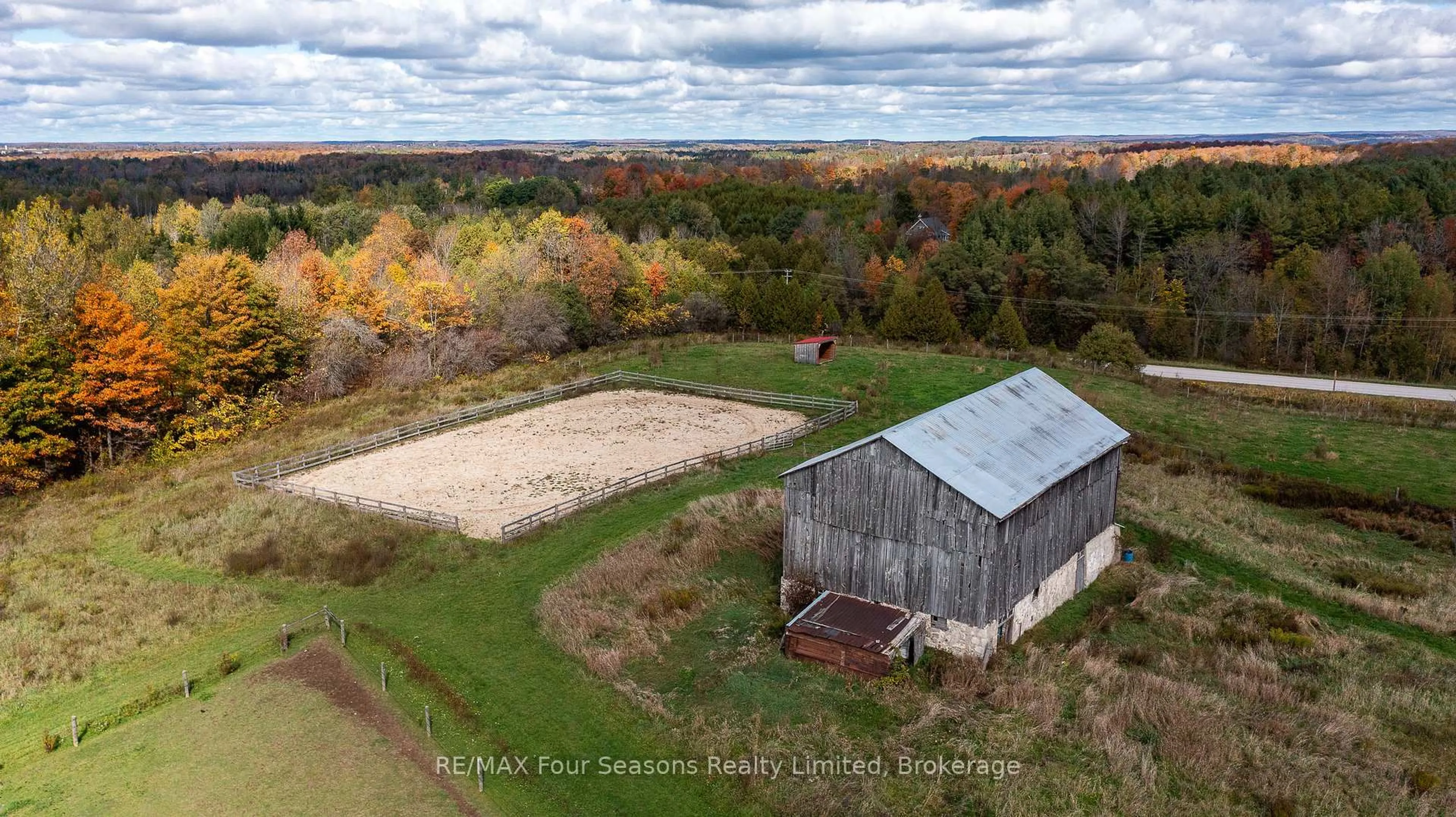 A pic from outside/outdoor area/front of a property/back of a property/a pic from drone, unknown for 734316 West Back Line Rd, Grey Highlands Ontario N0C 1E0