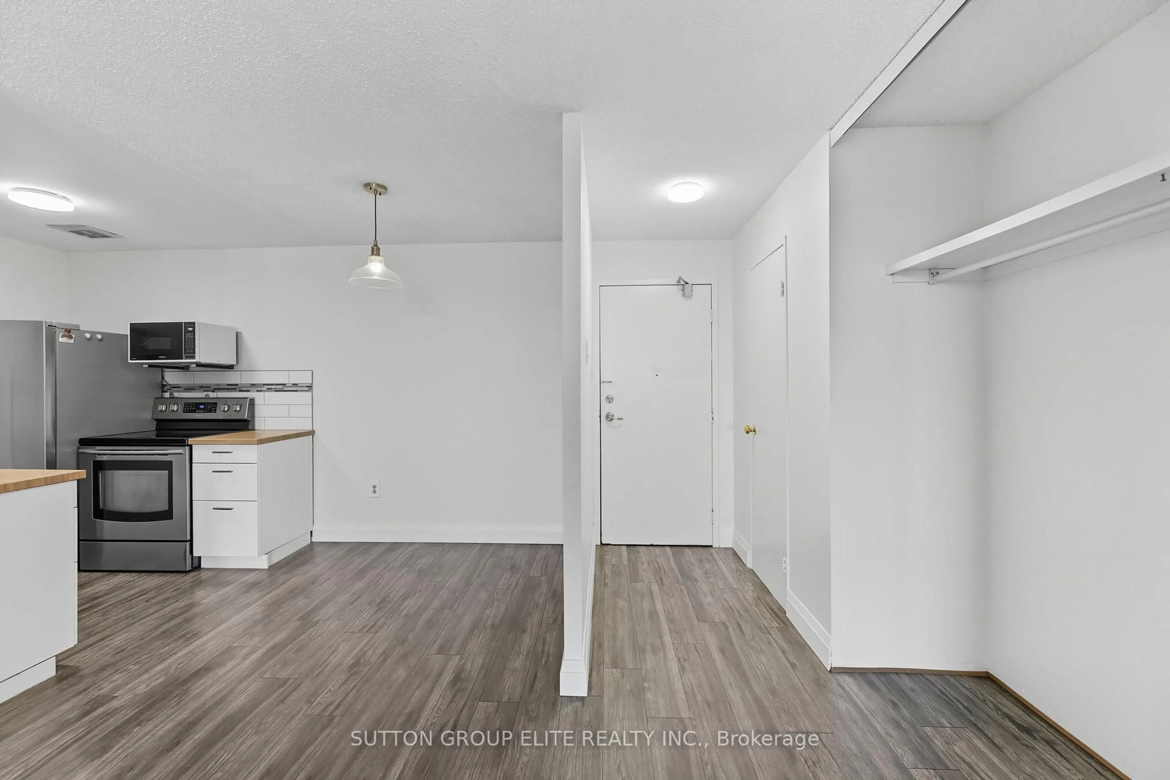 Unknown for 1106 Jalna Blvd #603, London South Ontario N6E 2R9