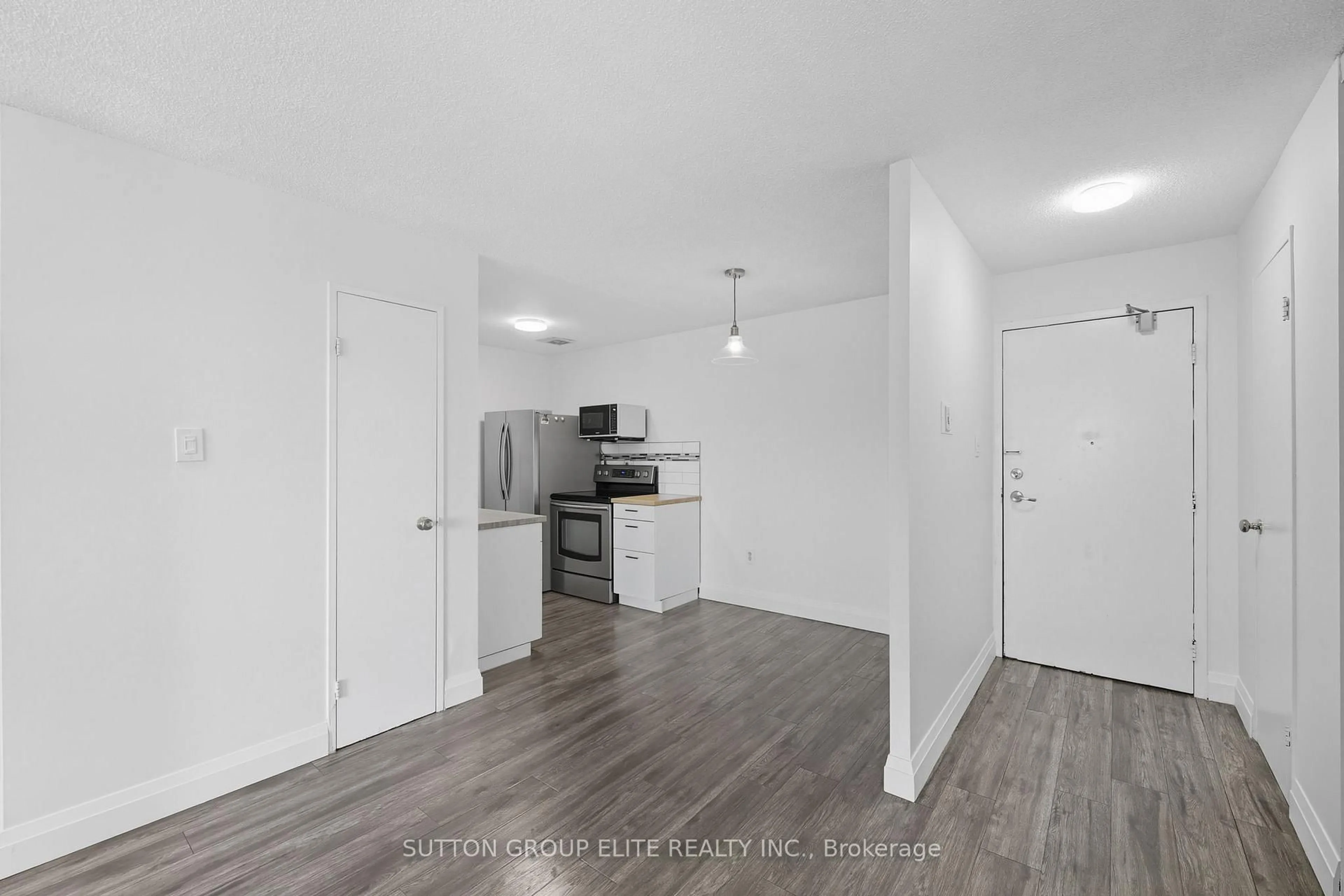 A pic of a room for 1106 Jalna Blvd #603, London South Ontario N6E 2R9