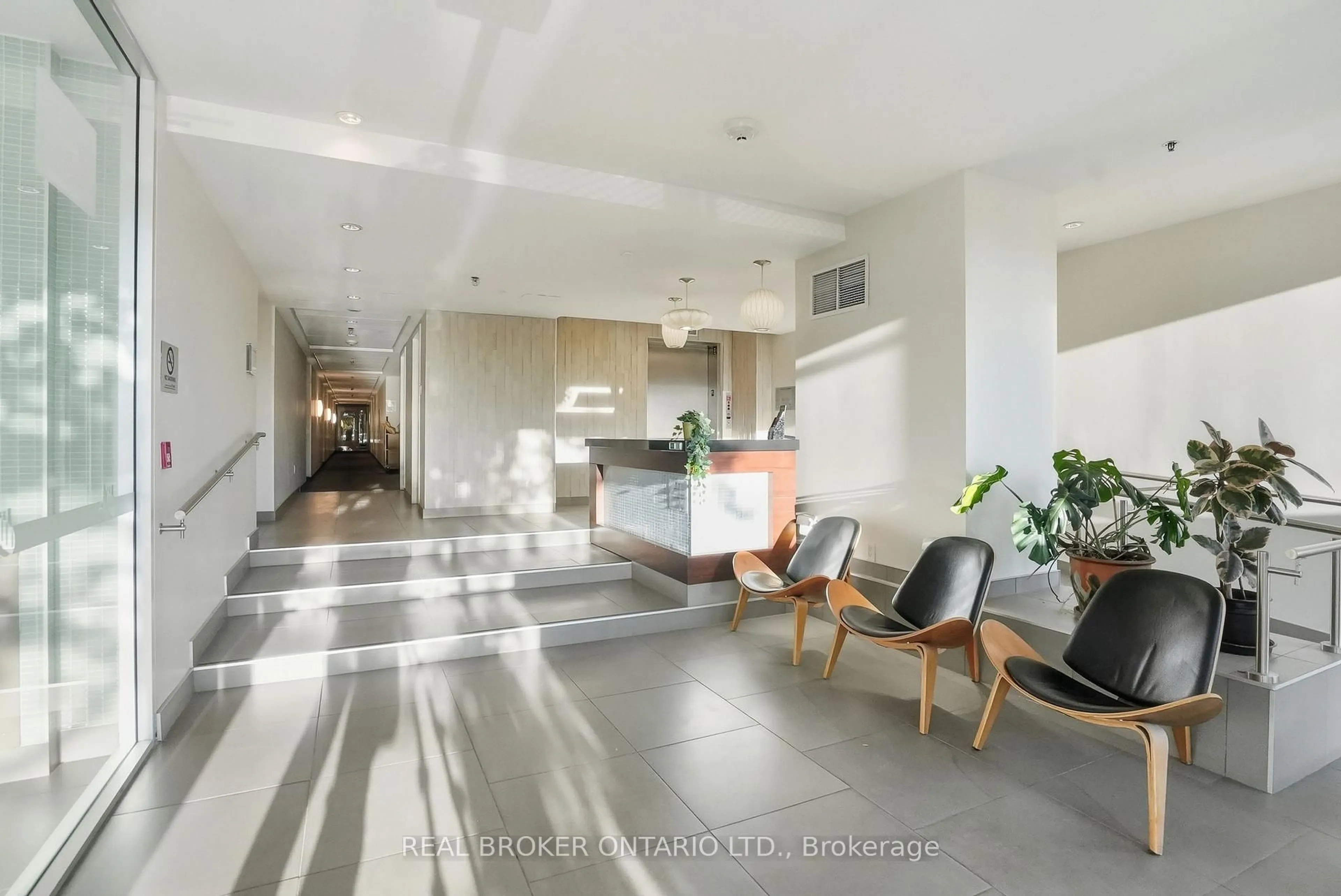 Unknown for 300B Lett St #318, Ottawa Ontario K1R 0B8