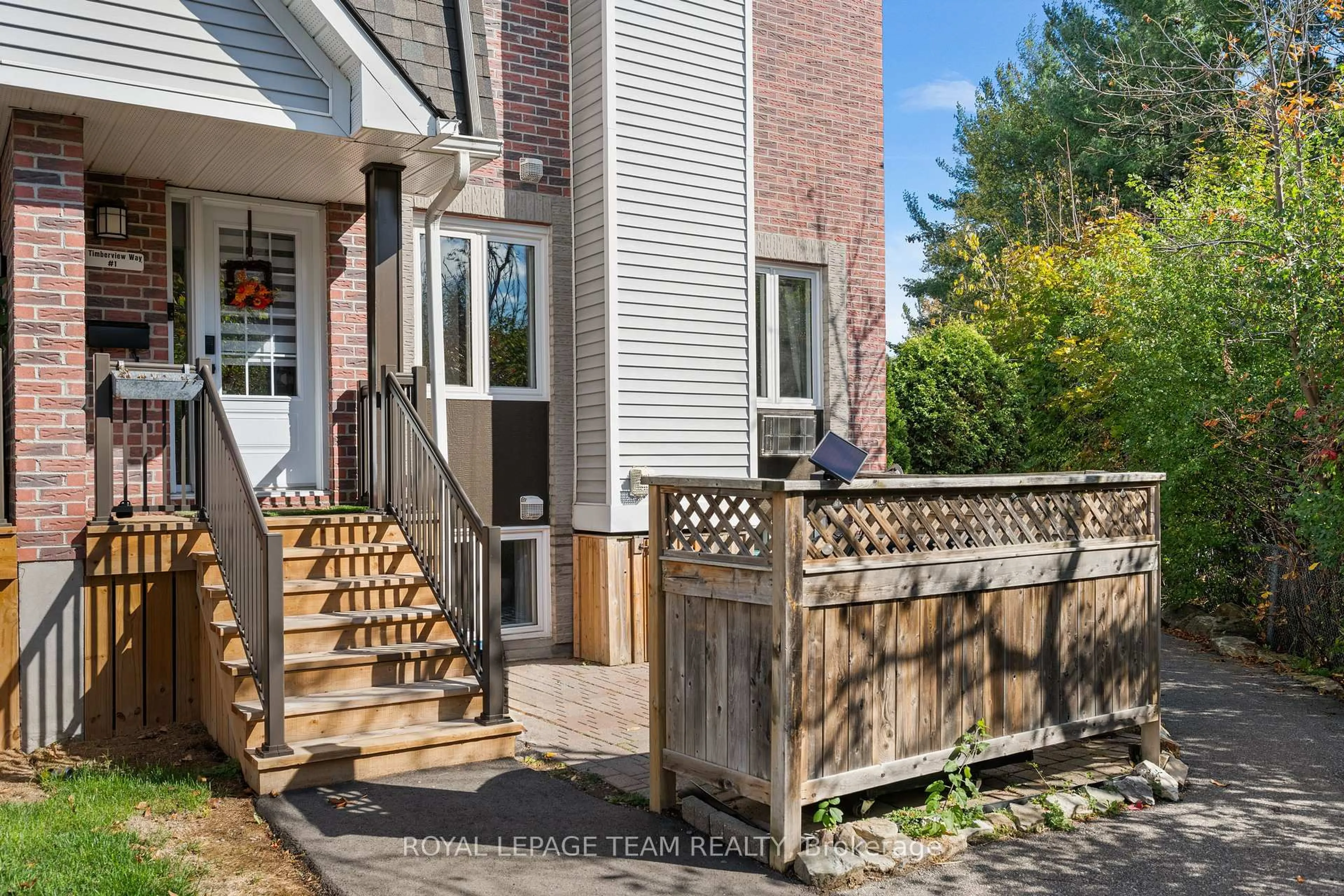 Unknown for 5 Timberview Way #1, Ottawa Ontario K2H 9M6