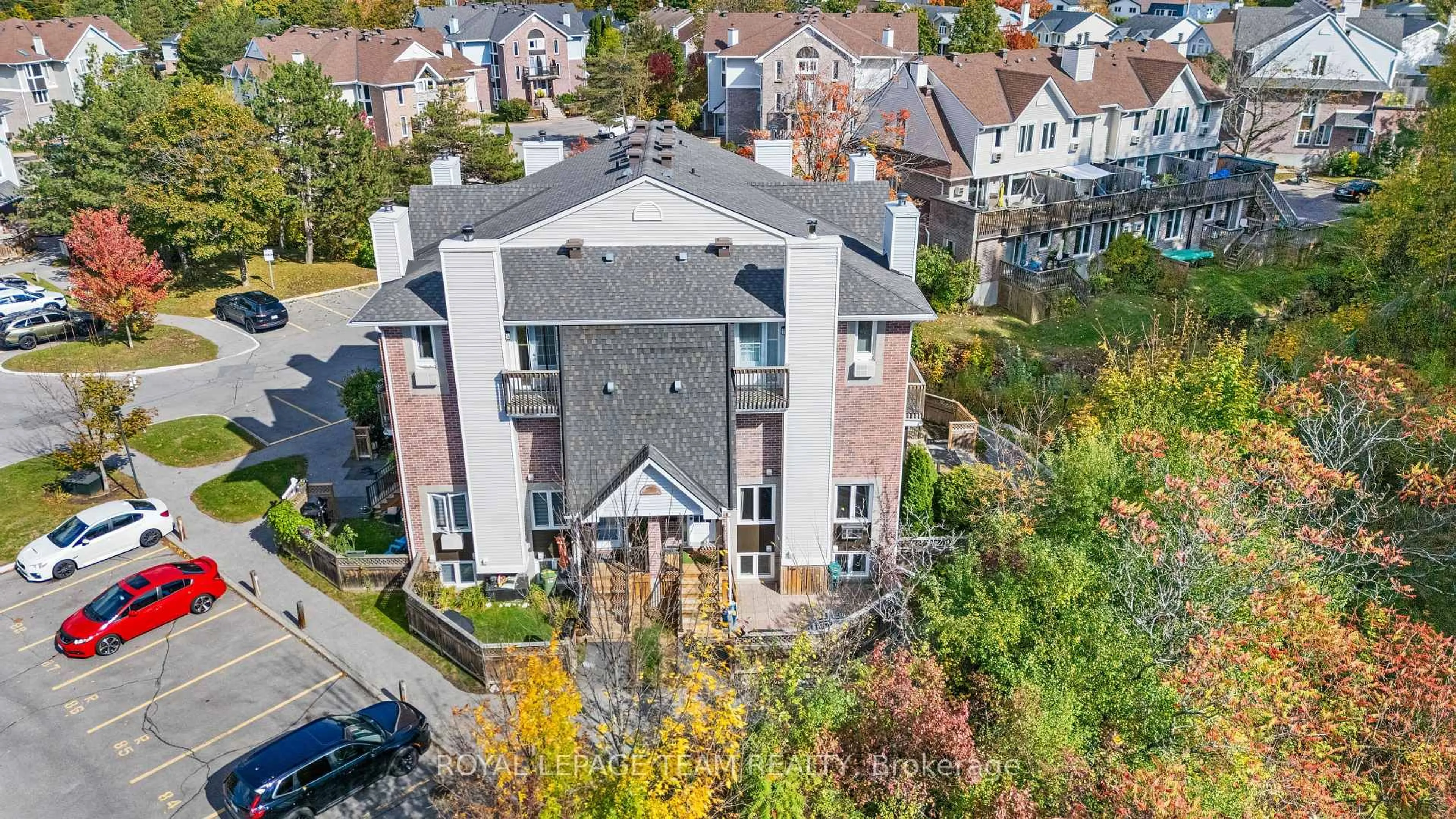 A pic from outside/outdoor area/front of a property/back of a property/a pic from drone, unknown for 5 Timberview Way #1, Ottawa Ontario K2H 9M6