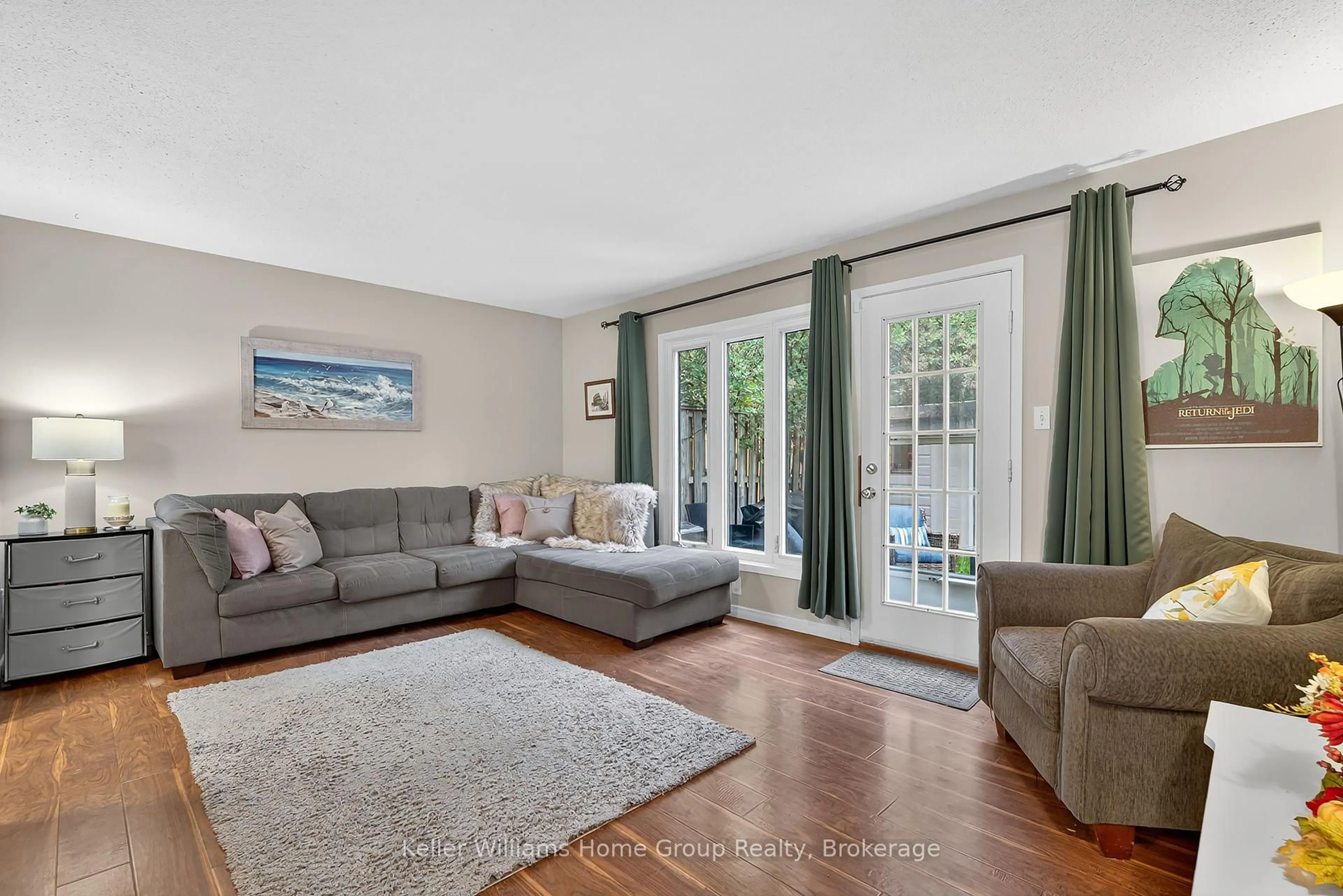 Living room with furniture, unknown for 206 Green Valley Dr #25, Kitchener Ontario N2P 1G9