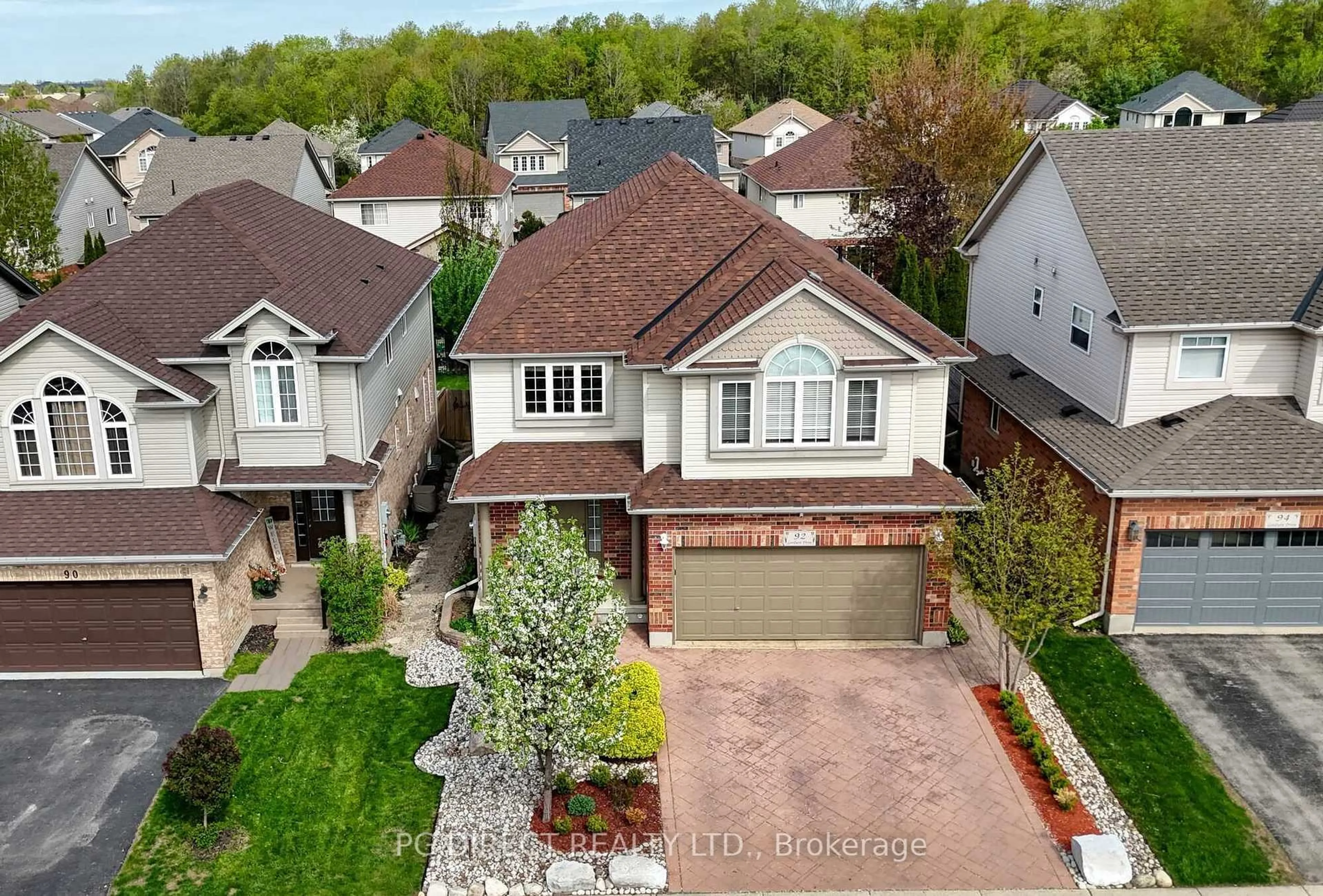 A pic from outside/outdoor area/front of a property/back of a property/a pic from drone, street for 92 Goodwin Dr, Guelph Ontario N1L 1T8