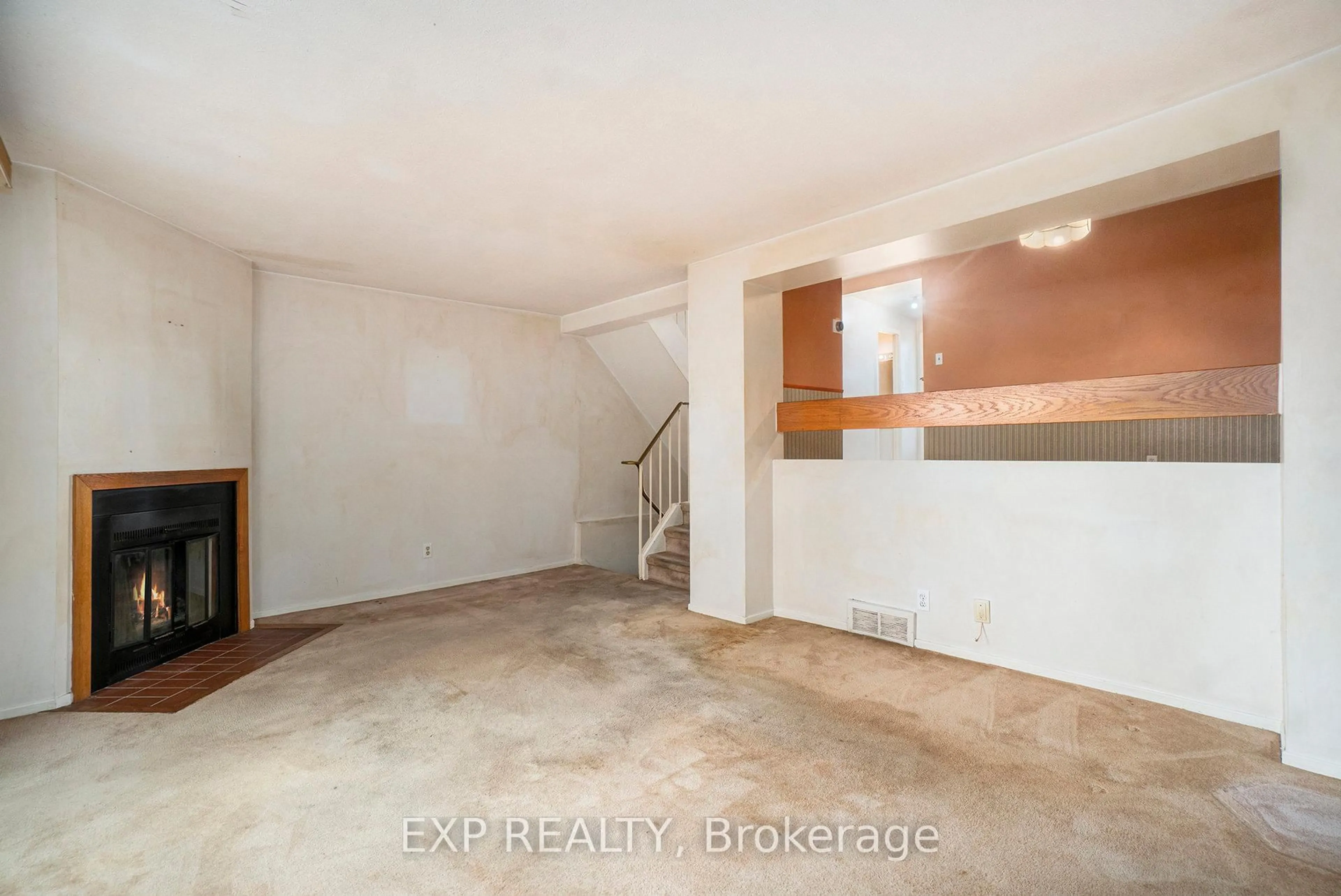 A pic of a room for 1699C Lamoureux Dr #C, Ottawa Ontario K1E 2N3