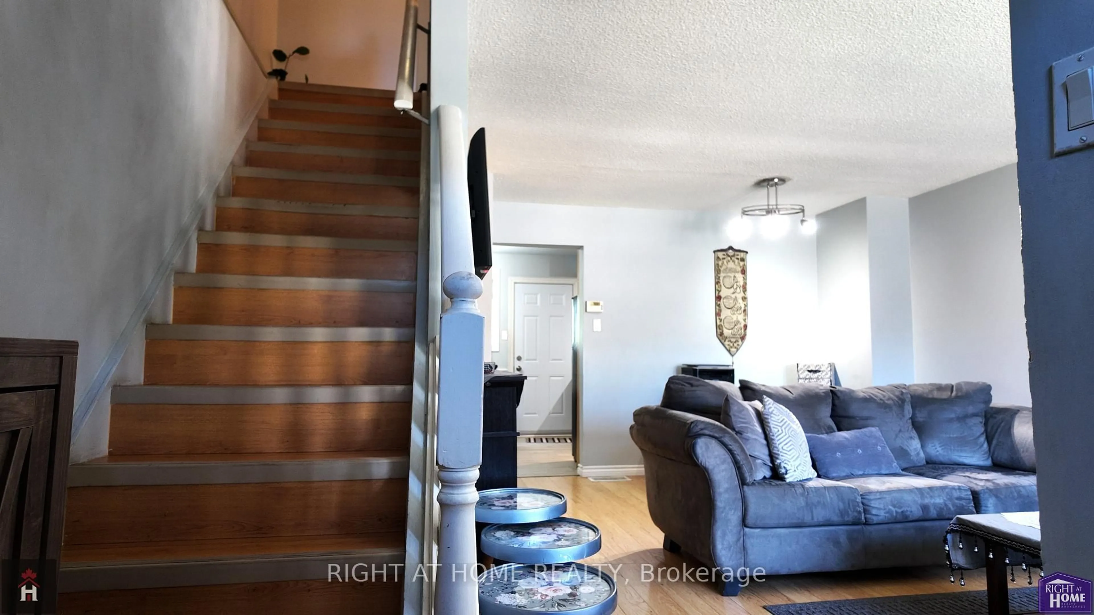 Unknown for 1095 Jalna Blvd #68, London South Ontario N6E 2Y7