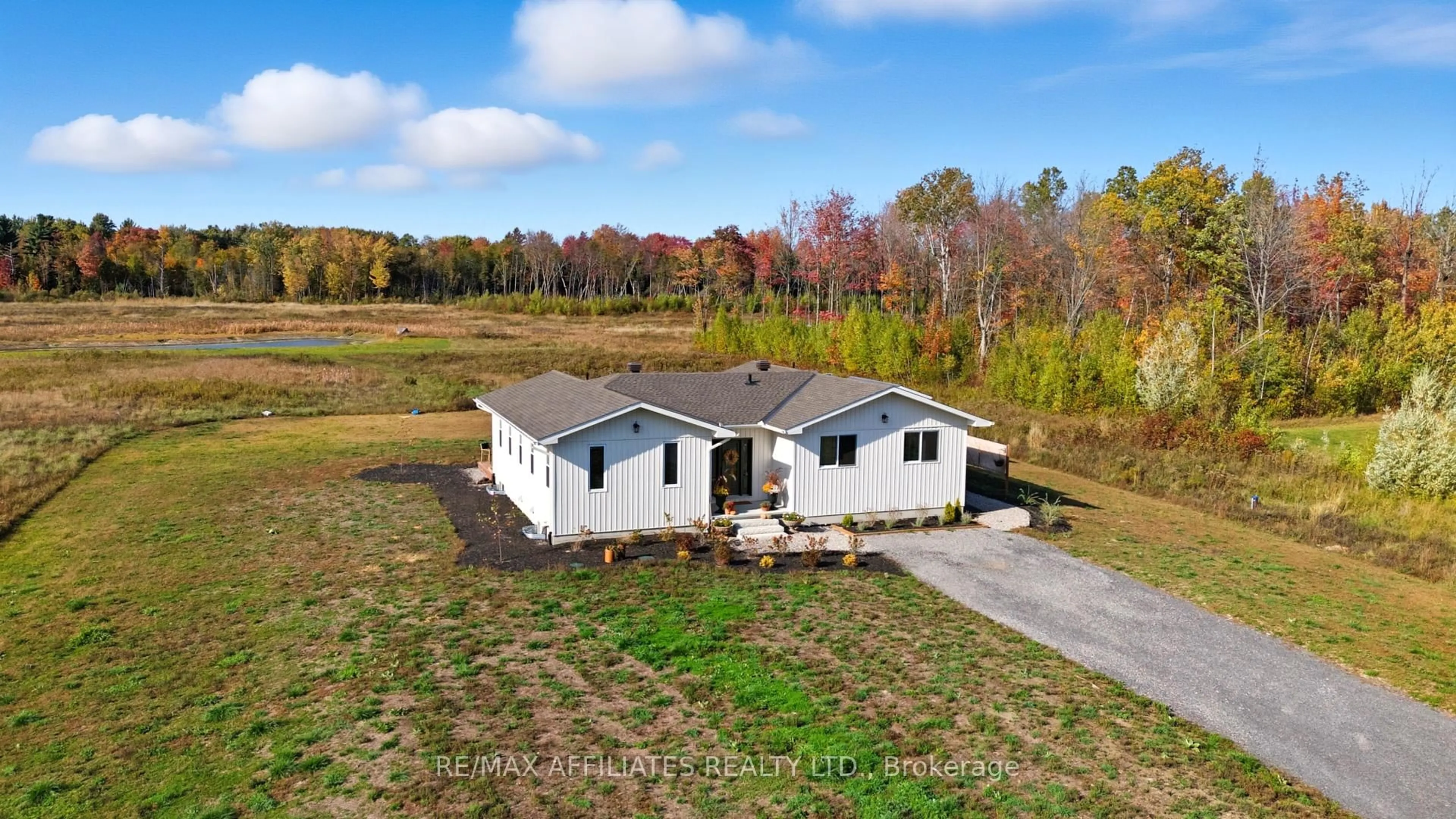 A pic from outside/outdoor area/front of a property/back of a property/a pic from drone, water/lake/river/ocean view for 1606 Pittston Rd, Edwardsburgh/Cardinal Ontario K0E 1X0