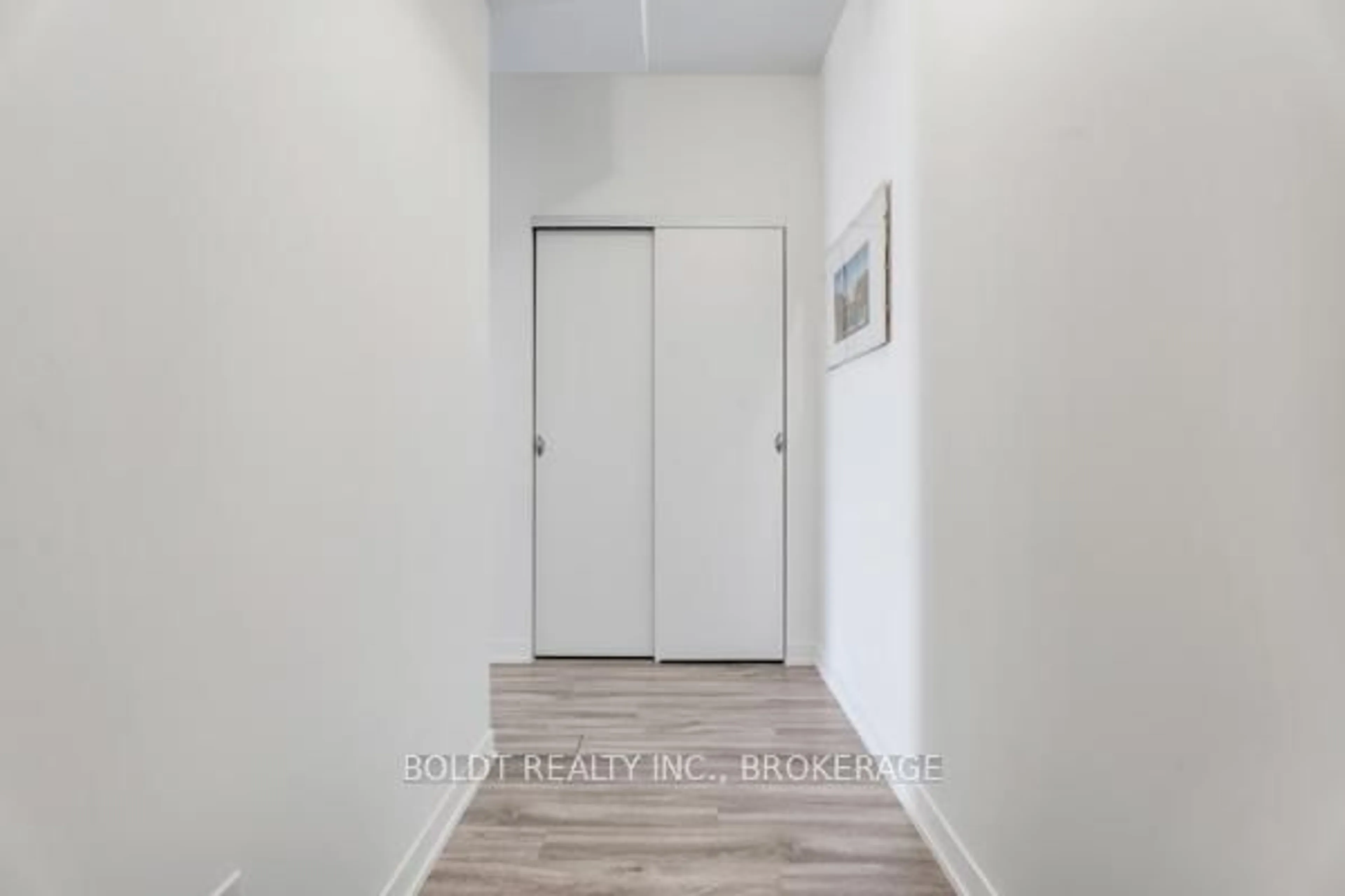 Unknown for 128 King St #1607, Waterloo Ontario N2J 0E9