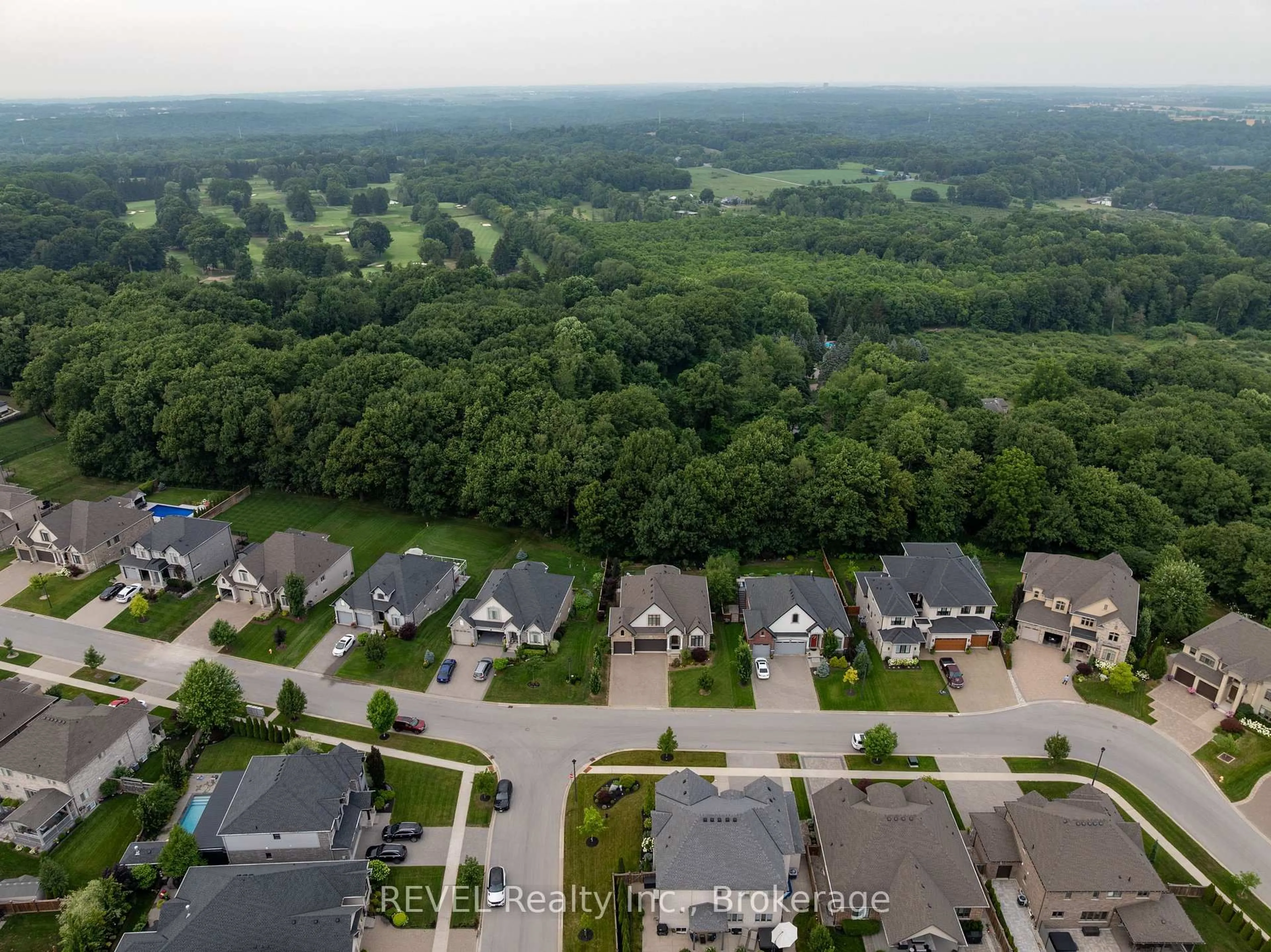 A pic from outside/outdoor area/front of a property/back of a property/a pic from drone, forest/trees view for 46 Philmori Blvd, Pelham Ontario L0S 1E5