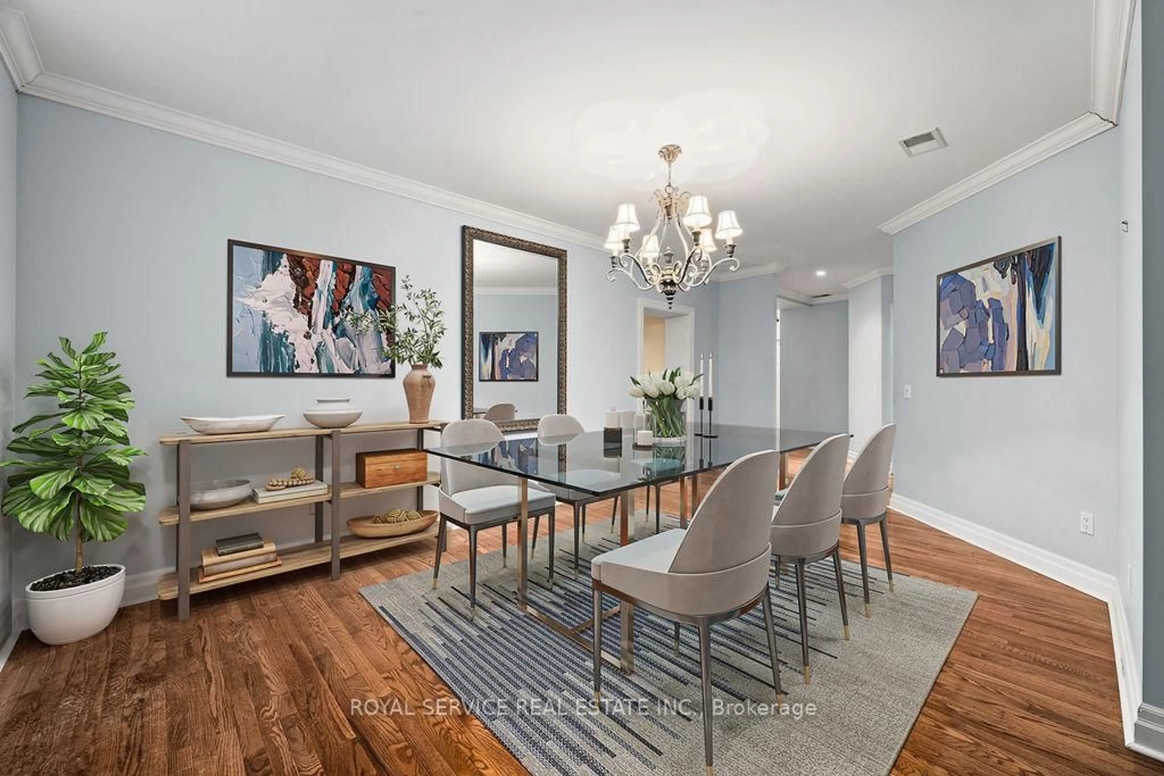 Dining room, wood/laminate floor for 220 Church St #1, Cobourg Ontario K9A 3V9