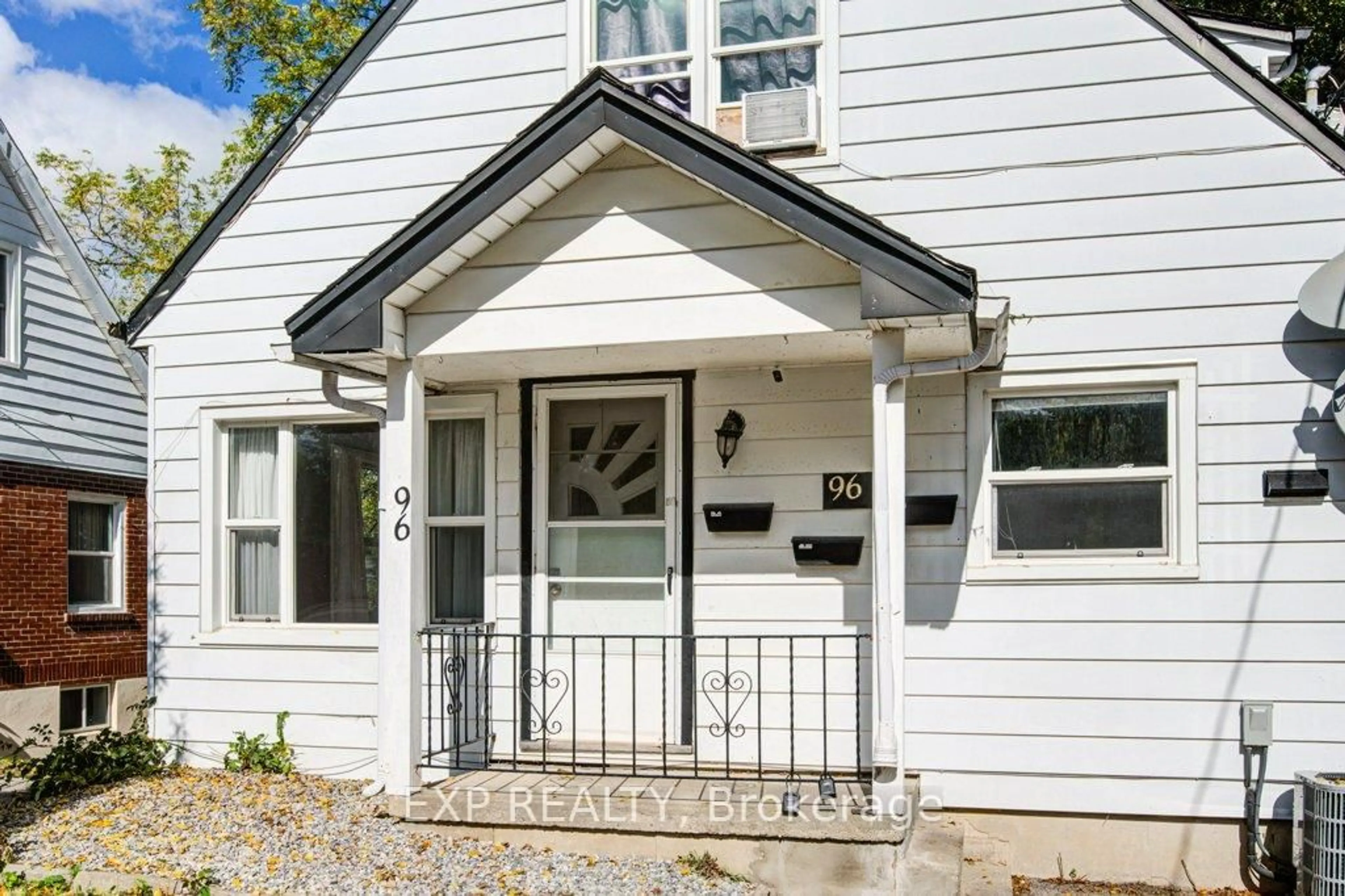 Home with vinyl exterior material, street for 96 Emery St, London South Ontario N6J 1R8