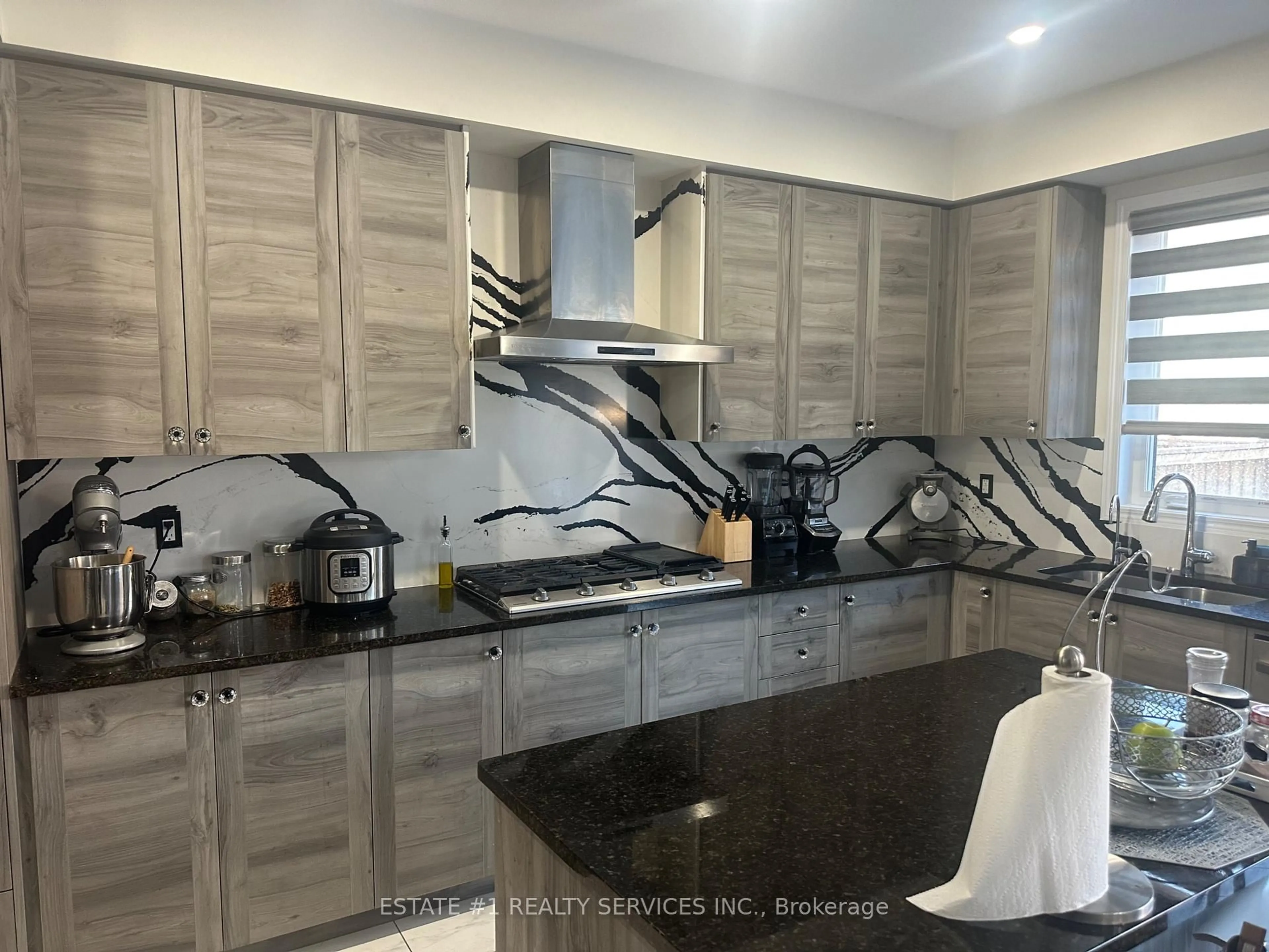 Contemporary kitchen, unknown for 59 July Ave, Hamilton Ontario L8J 0M4