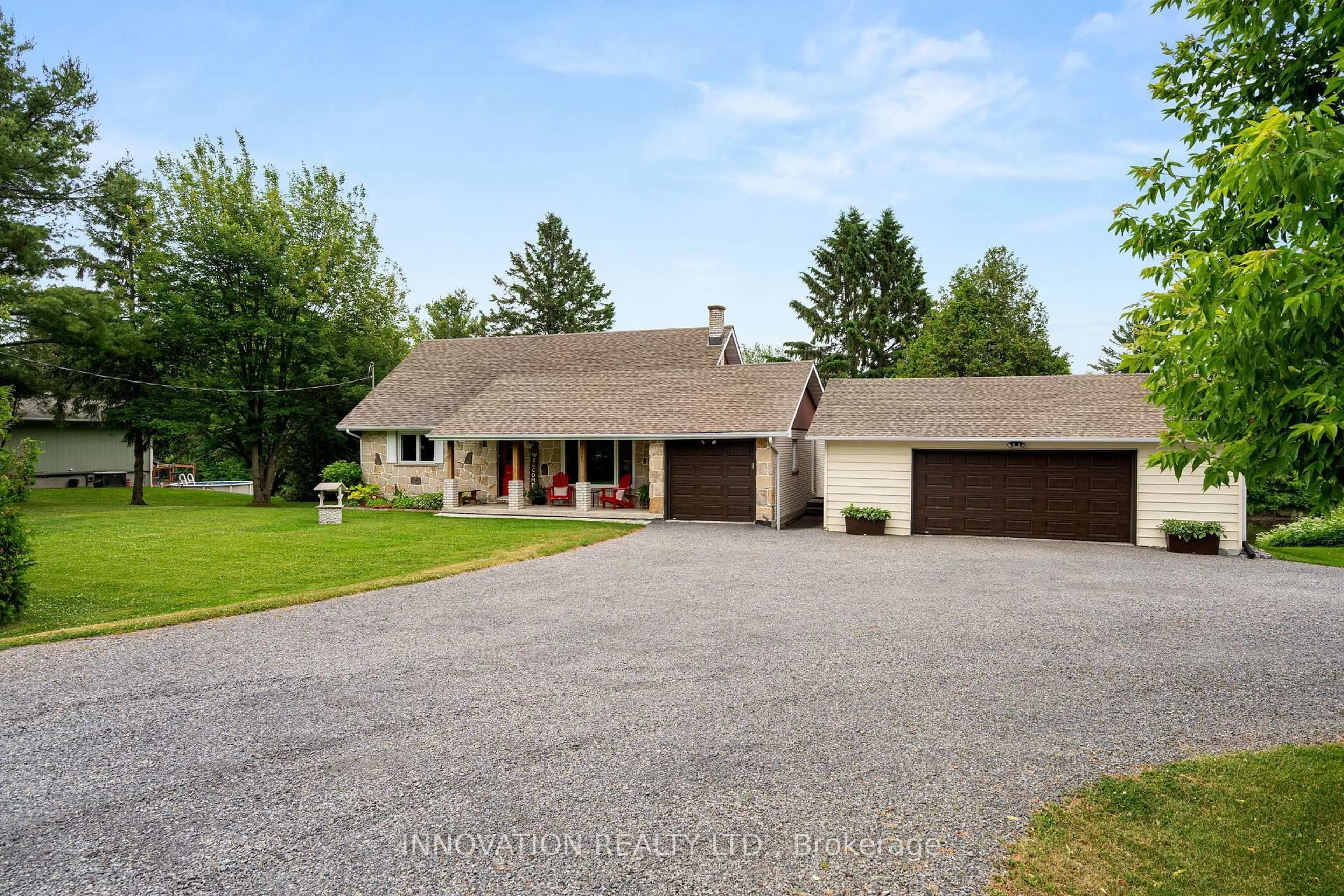 A pic from outside/outdoor area/front of a property/back of a property/a pic from drone, unknown for 1424 Notre Dame St, Russell Ontario K0A 1W0