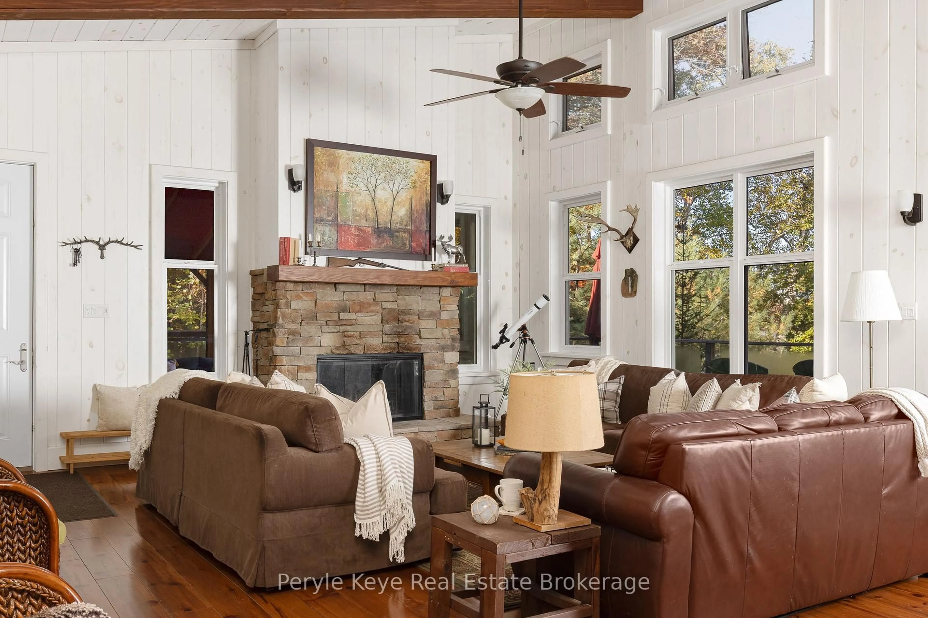 Living room with furniture, unknown for 1127 Whispering Pines Tr, Bracebridge Ontario P0H 0A9