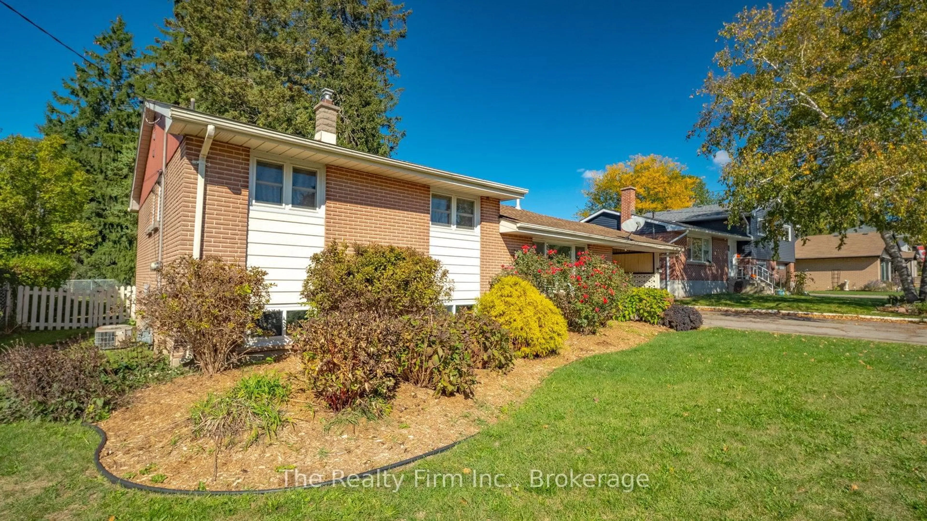 Home with brick exterior material, street for 535 Devonshire Ave, Woodstock Ontario N4S 5P9