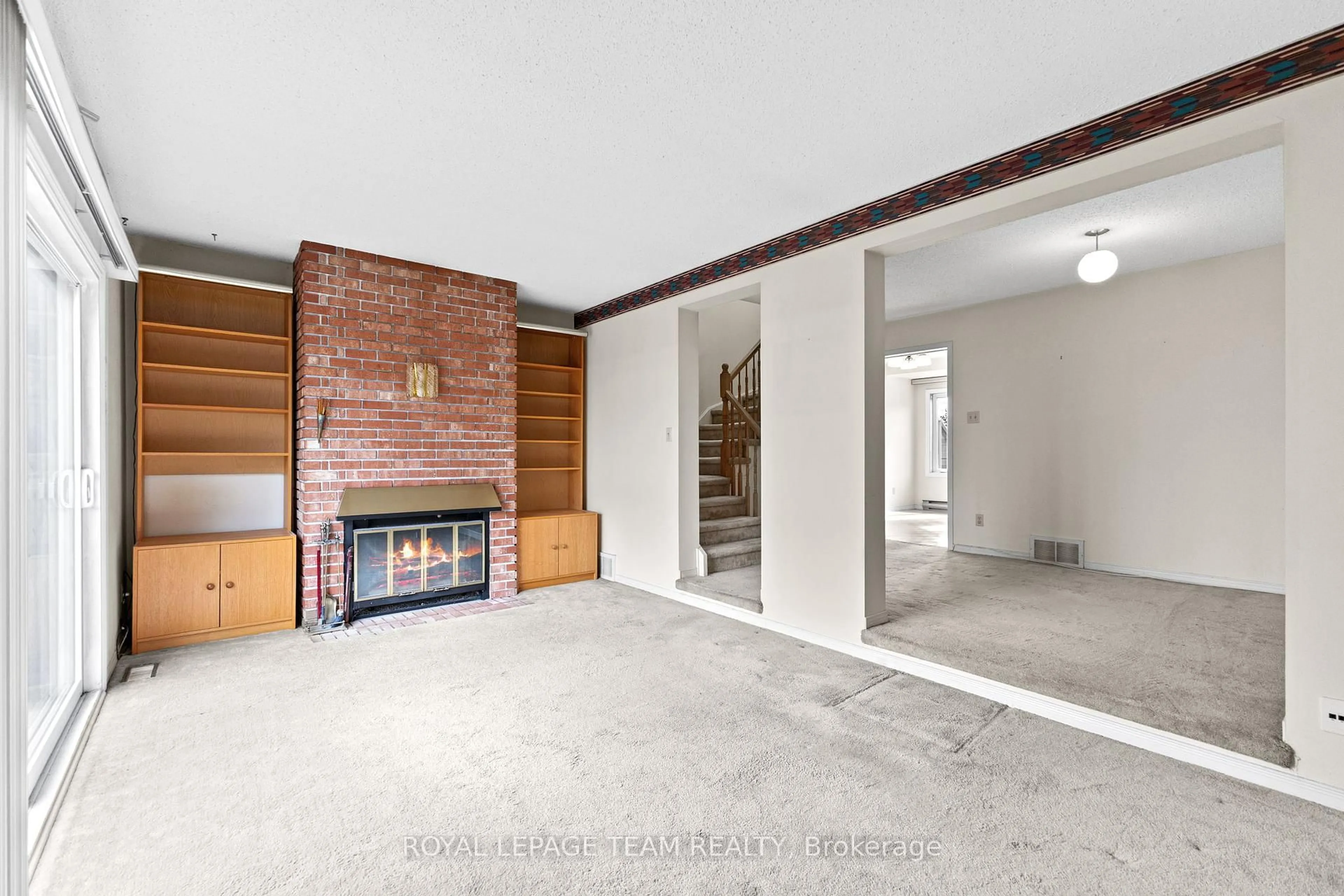 Unknown for 1149 Chimney Hill Way #14, Ottawa Ontario K1J 8Z9