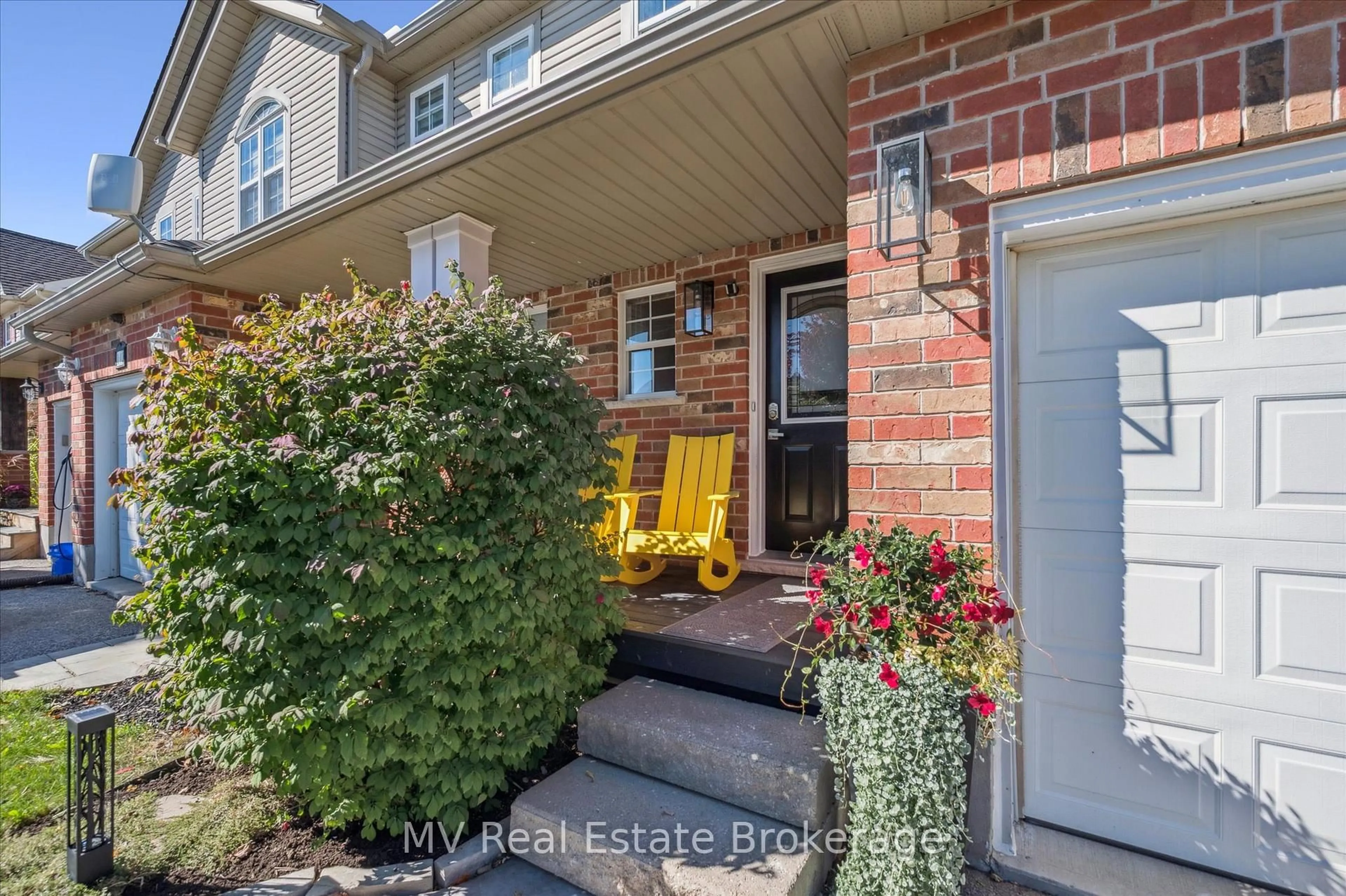 Unknown for 104 Gibbons Dr, Centre Wellington Ontario N1M 3V8