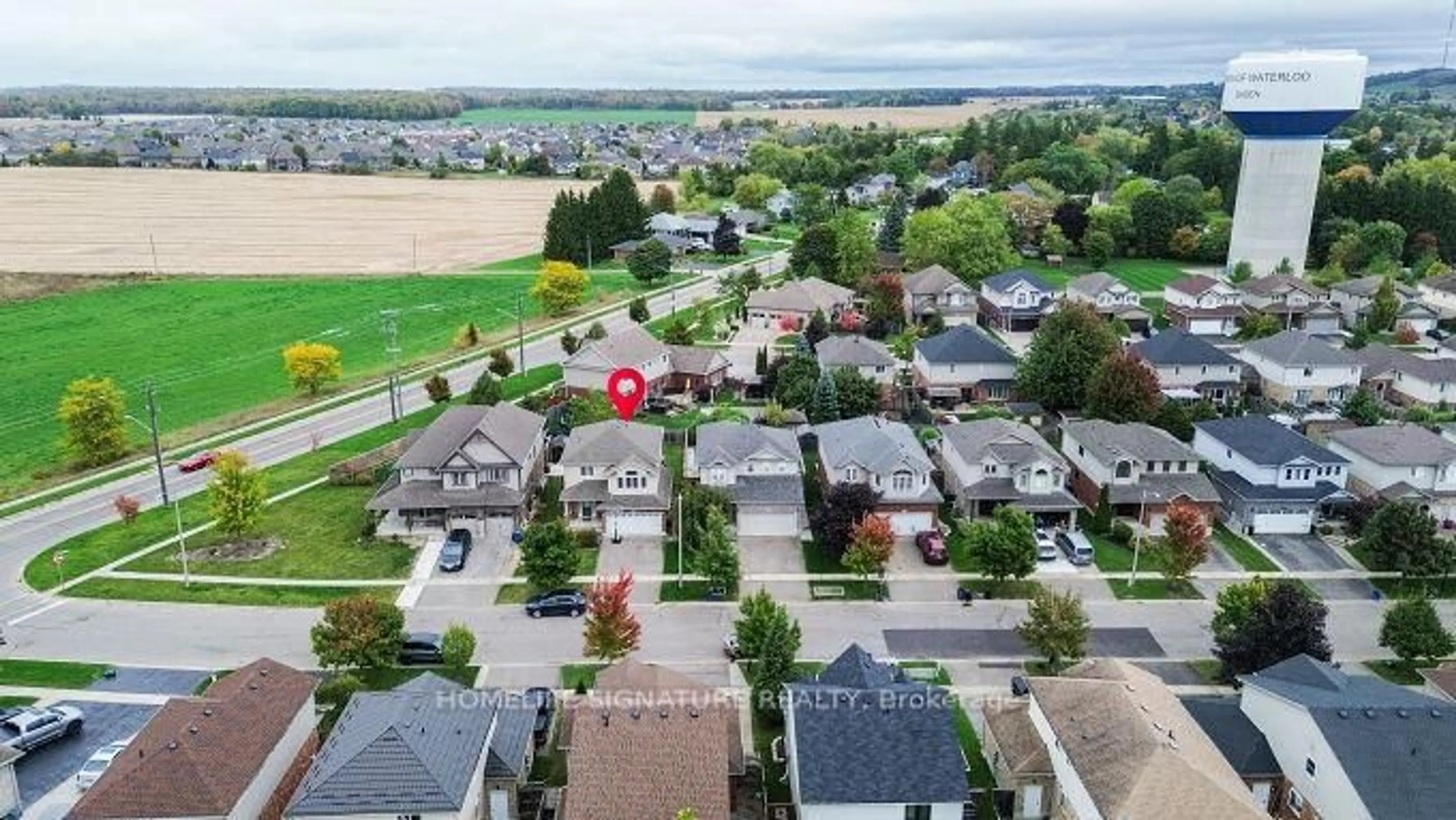 A pic from outside/outdoor area/front of a property/back of a property/a pic from drone, unknown for 15 Brenneman Dr, Wilmot Ontario N3A 4M9