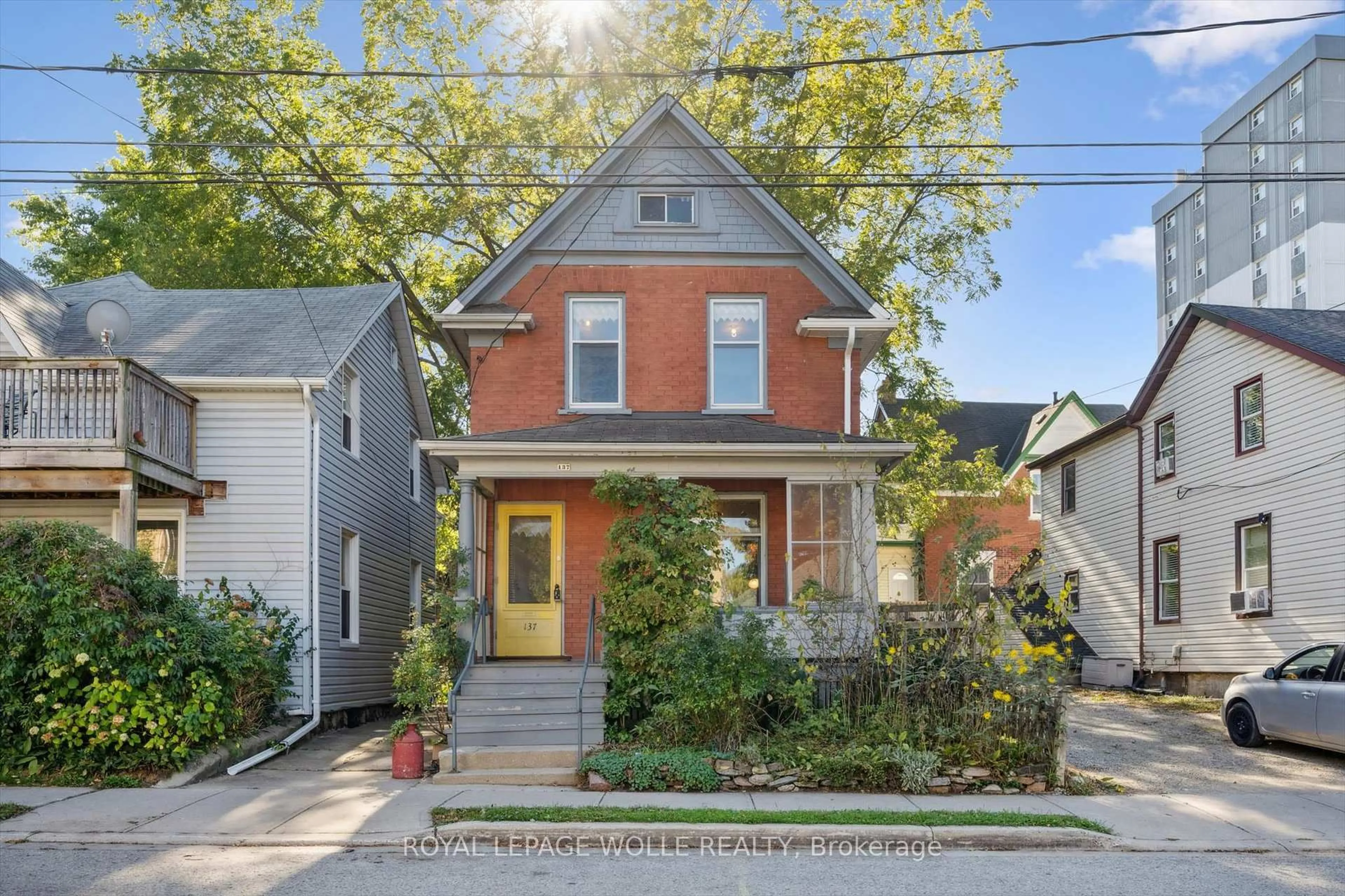 Home with brick exterior material, street for 137 Church St, Kitchener Ontario N2G 2S5