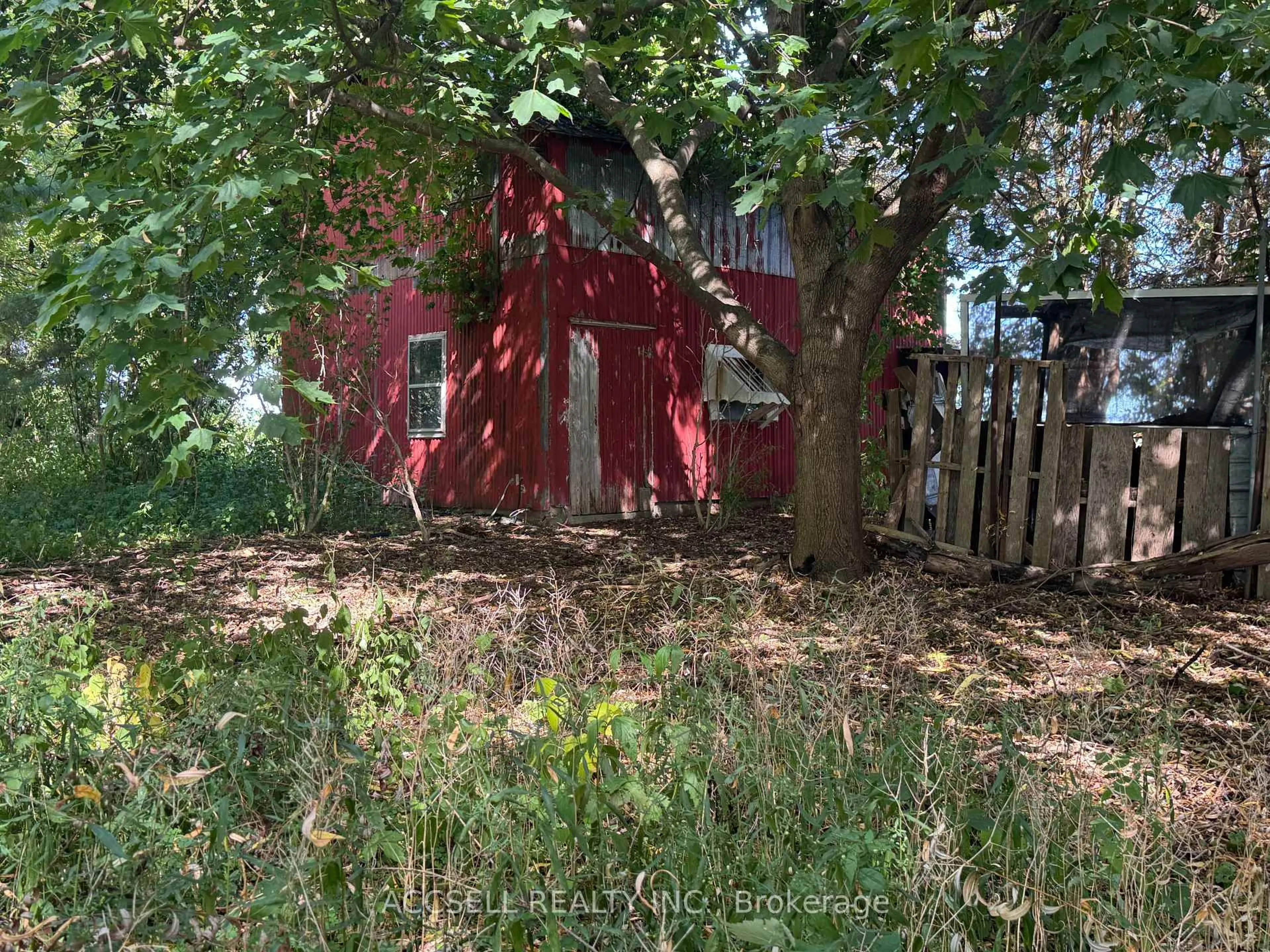 Shed for 34698 Lieury Rd, North Middlesex Ontario N0M 2K0