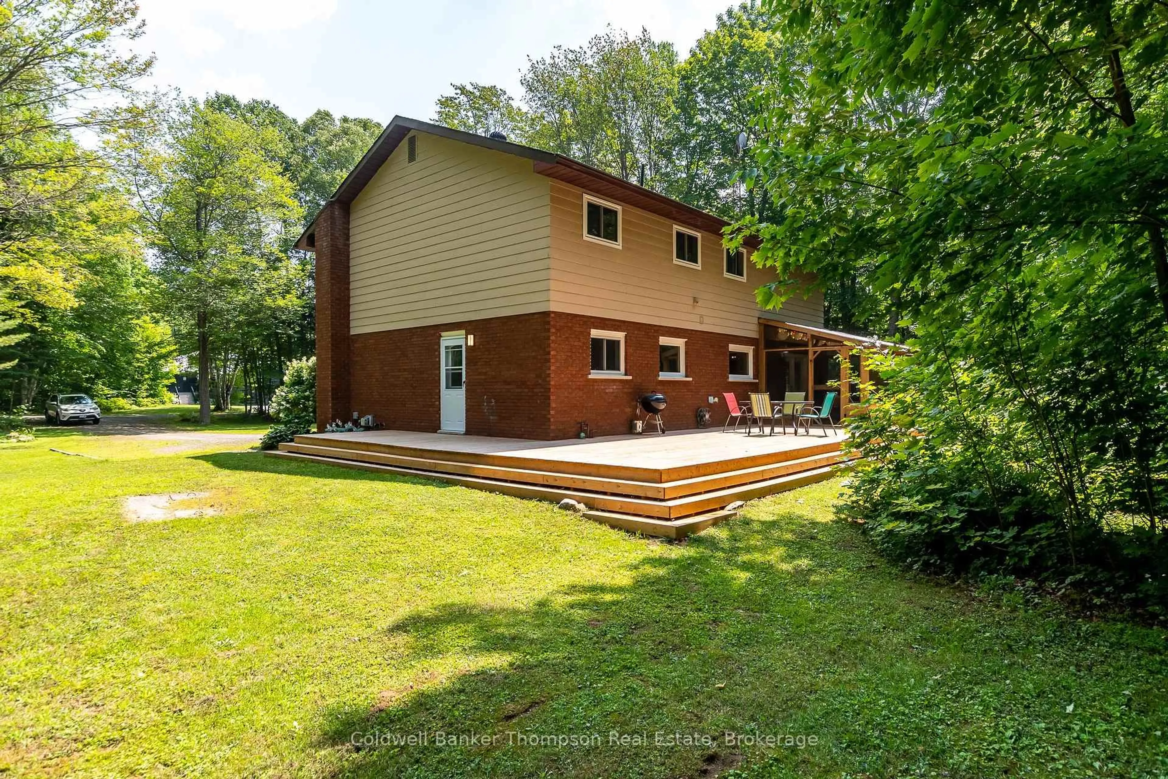Unknown for 40 White Birch Lane, Huntsville Ontario P1H 0G7