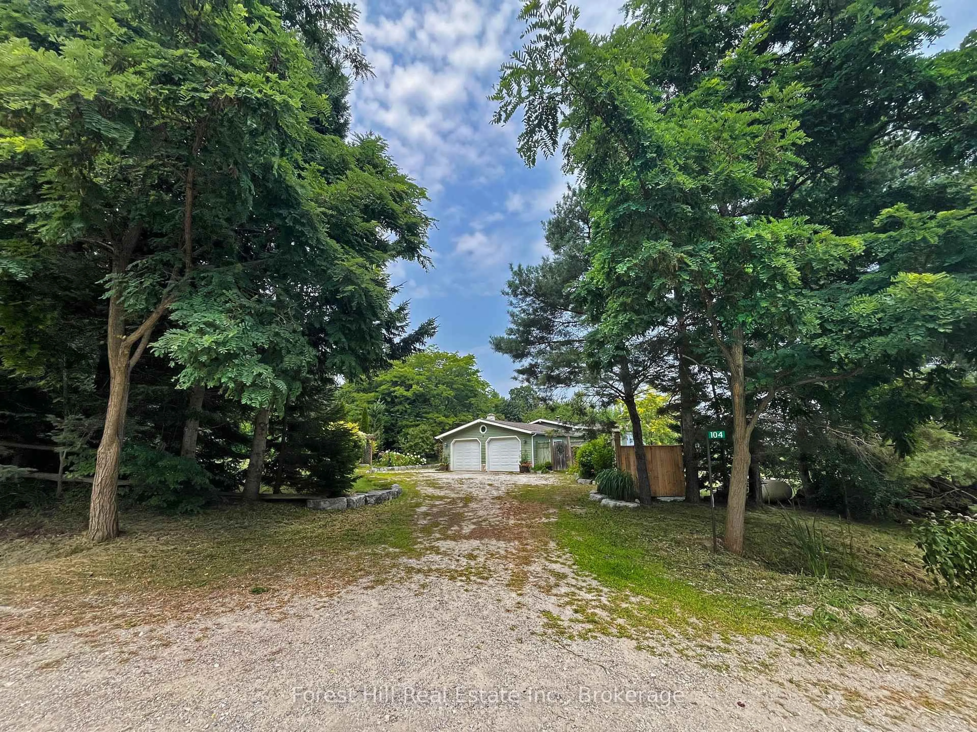 A pic from outside/outdoor area/front of a property/back of a property/a pic from drone, forest/trees view for 104 Mckay Crt, Meaford Ontario N4L 1W5