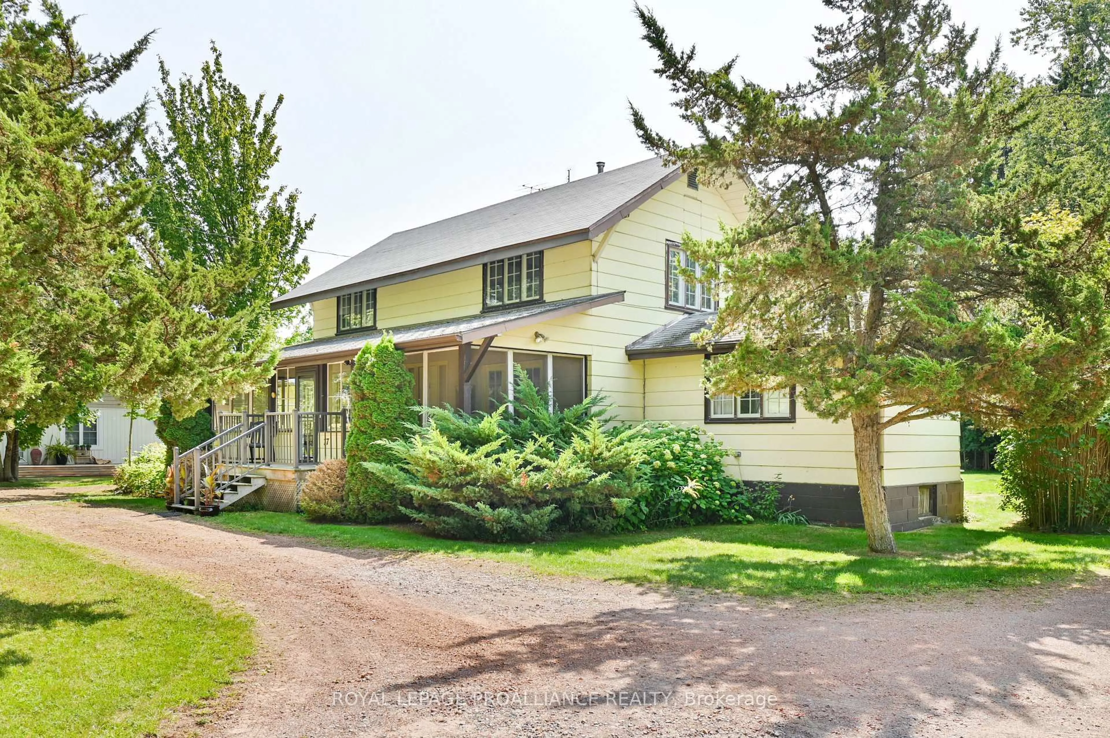 A pic from outside/outdoor area/front of a property/back of a property/a pic from drone, street for 77 Bayshore Rd, Brighton Ontario K0K 1H0
