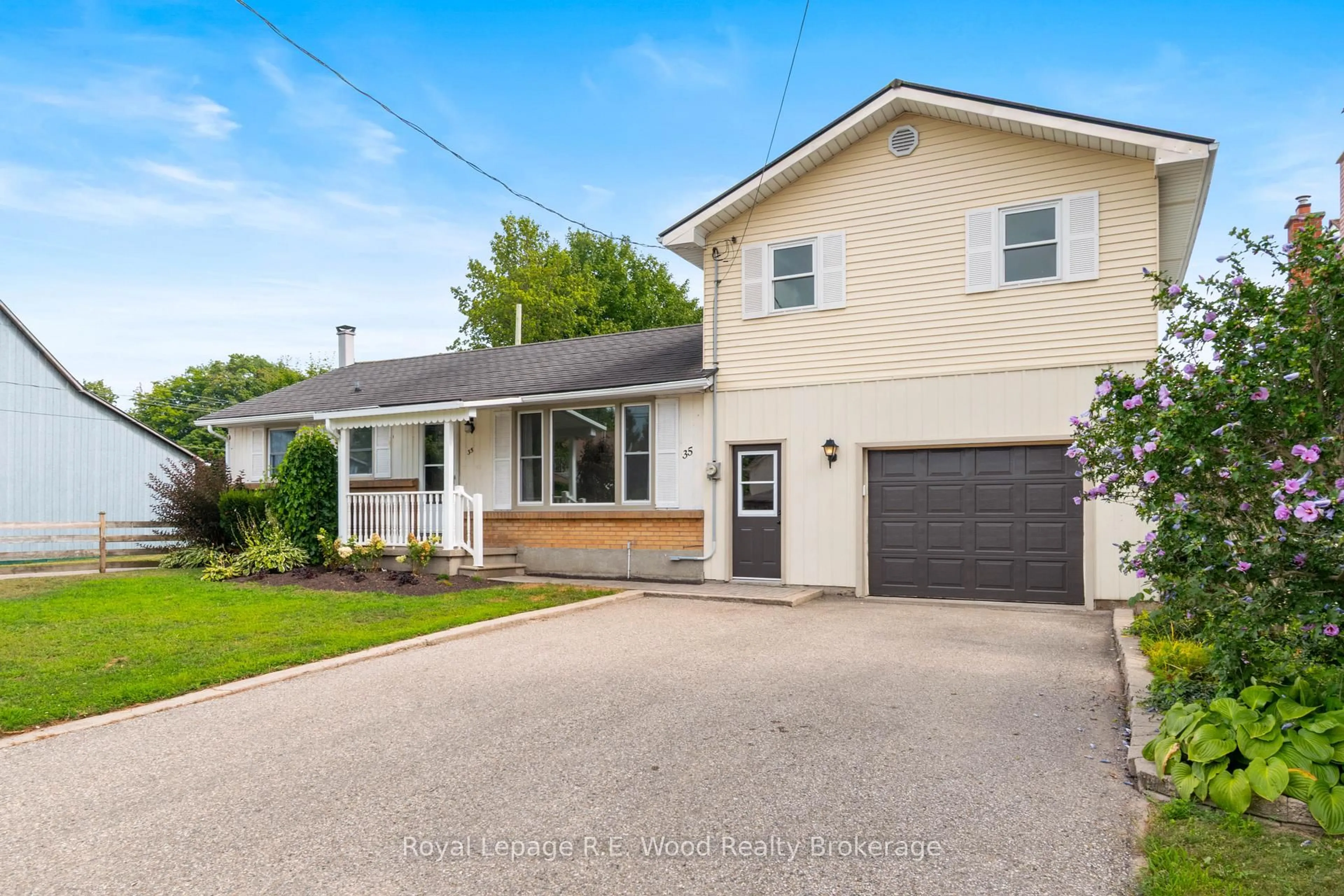 Unknown for 35 Sanders St, Tillsonburg Ontario N4G 1H7