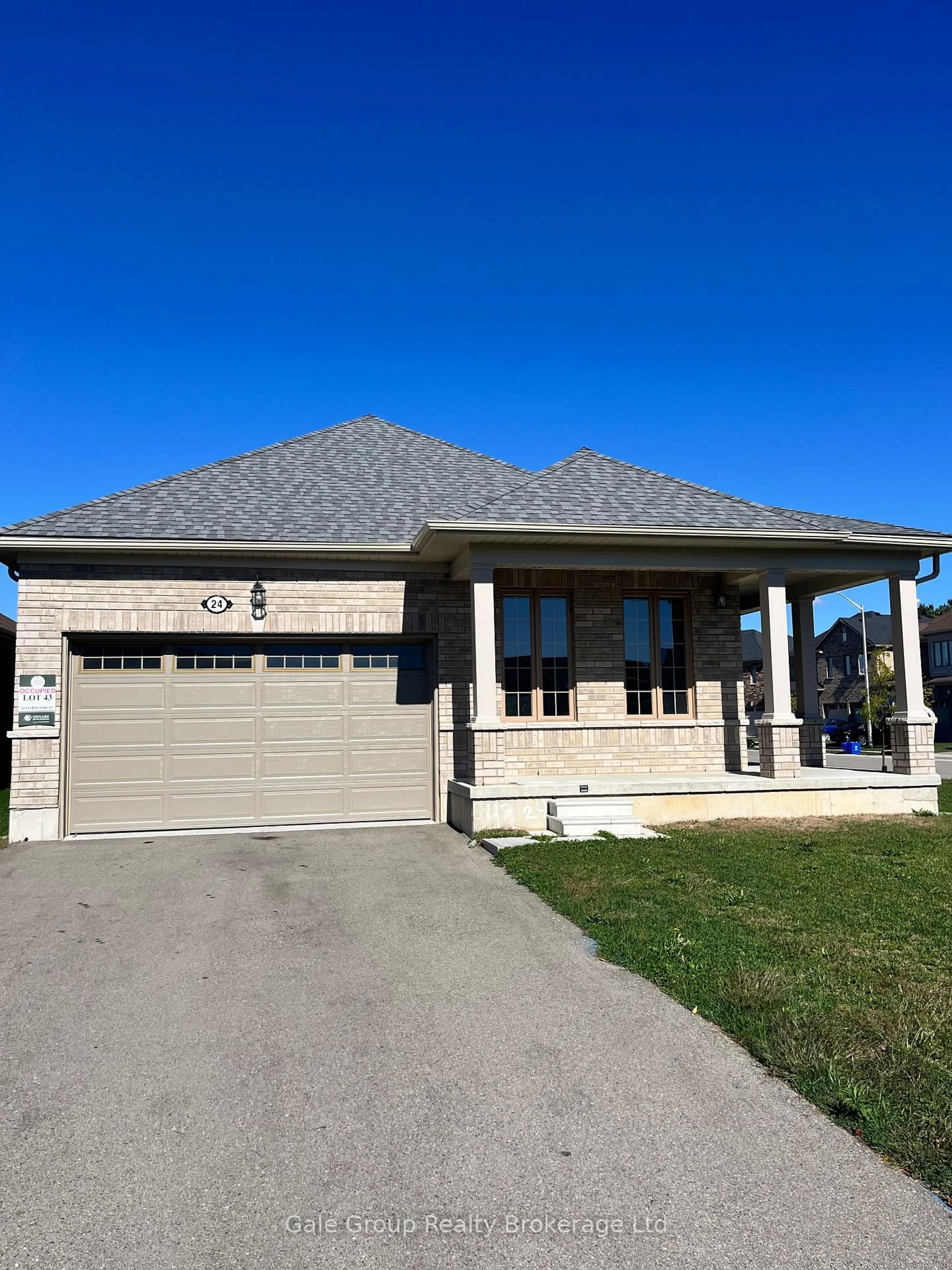 Home with brick exterior material, building for 24 Harwood St, Tillsonburg Ontario N4G 0J8