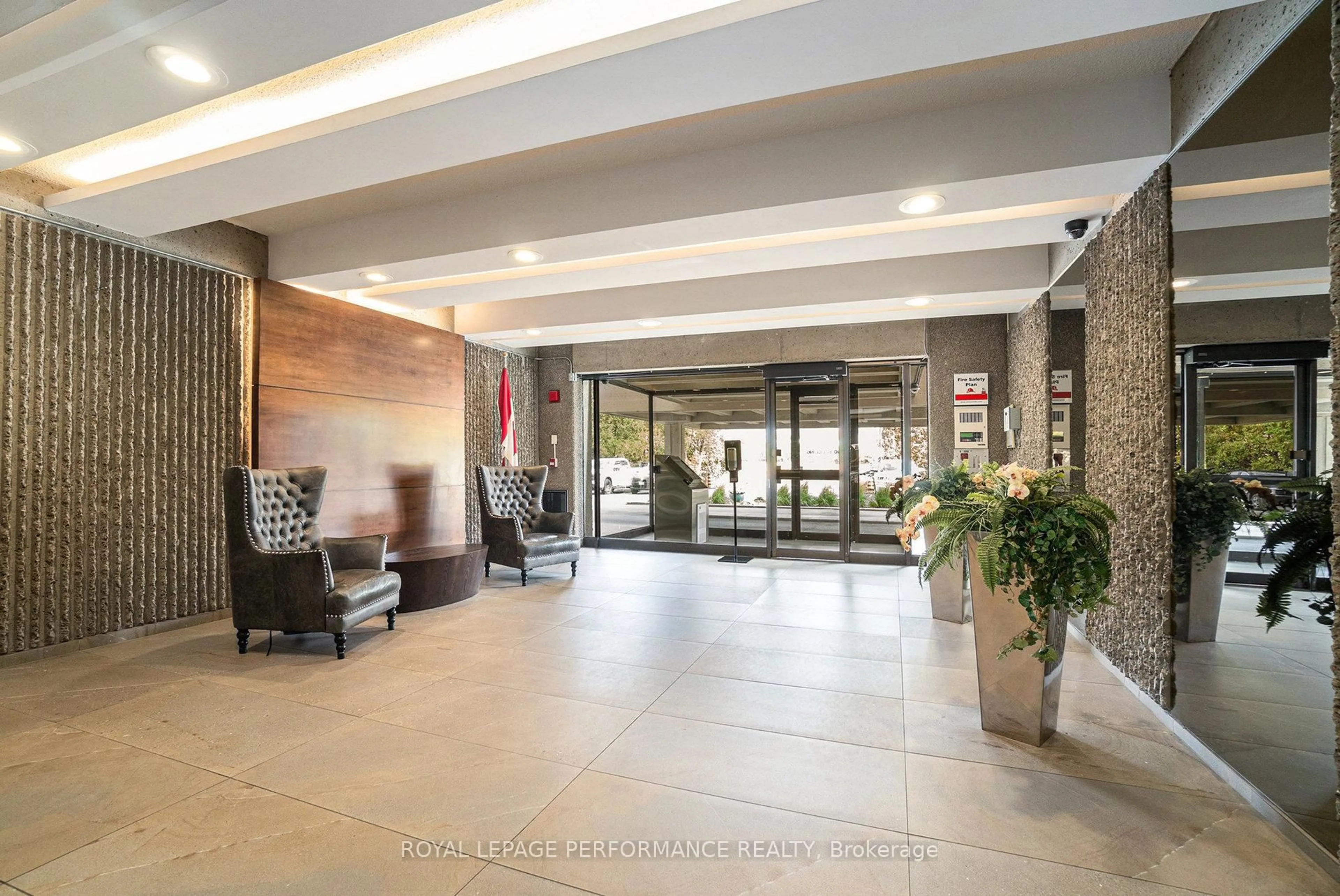 Lobby for 1195 Richmond Rd #1508, Ottawa Ontario K2B 8E4