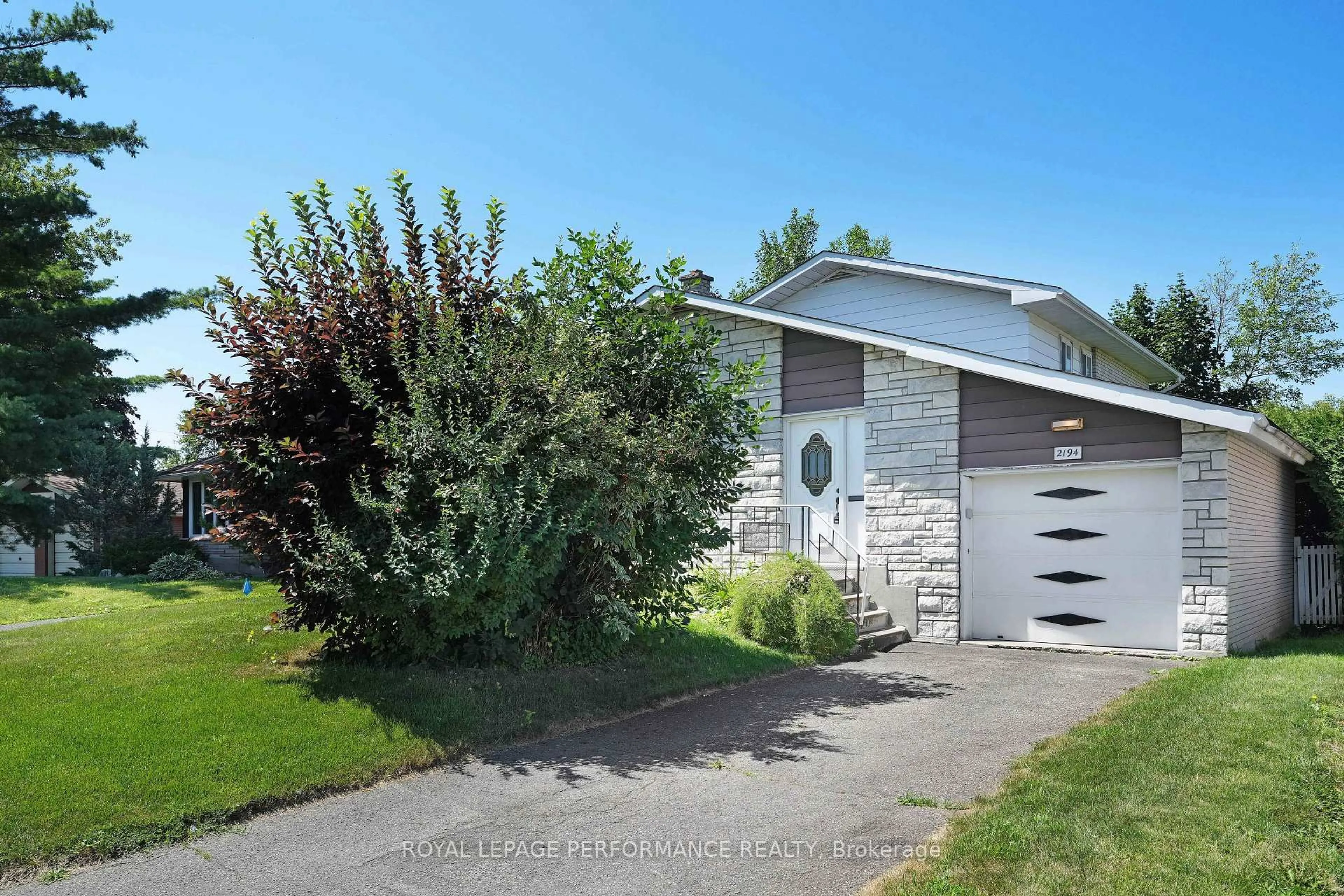 Unknown for 2194 Haig Dr, Ottawa Ontario K1G 2L2