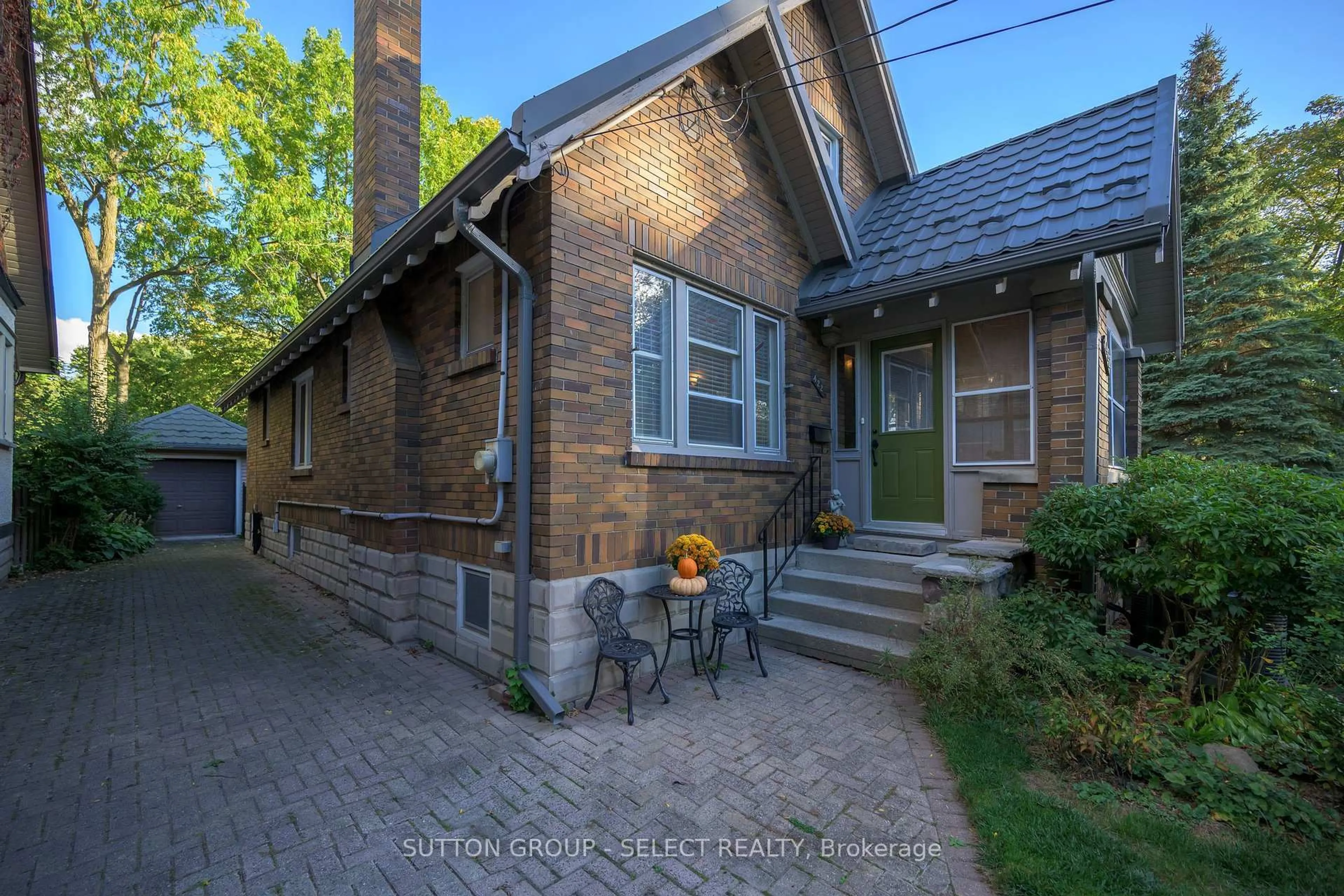 Home with brick exterior material, street for 422 CHEAPSIDE St, London East Ontario N5Y 3X1