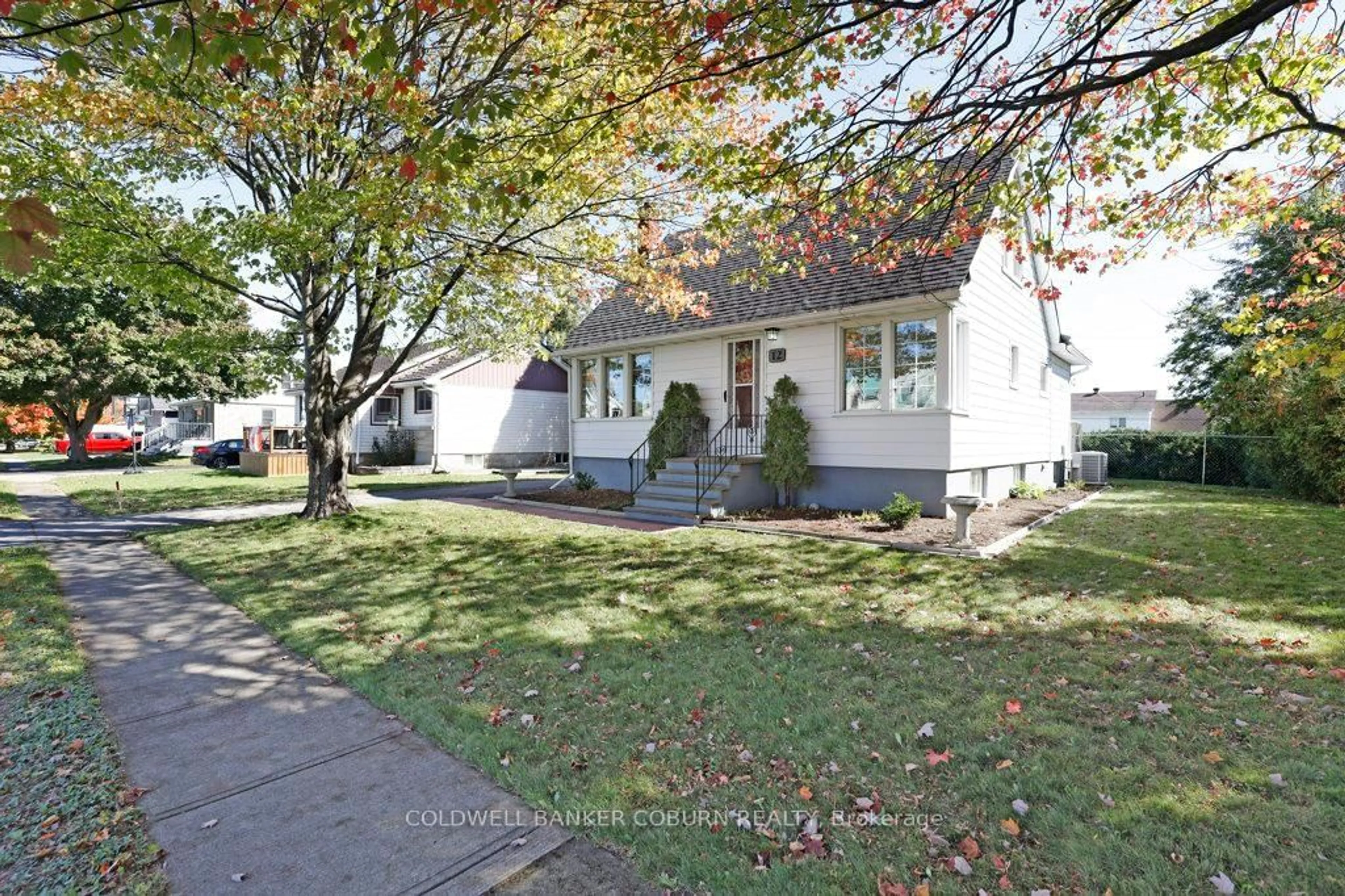 Patio, street for 12 Maple Ave, South Dundas Ontario K0E 1K0