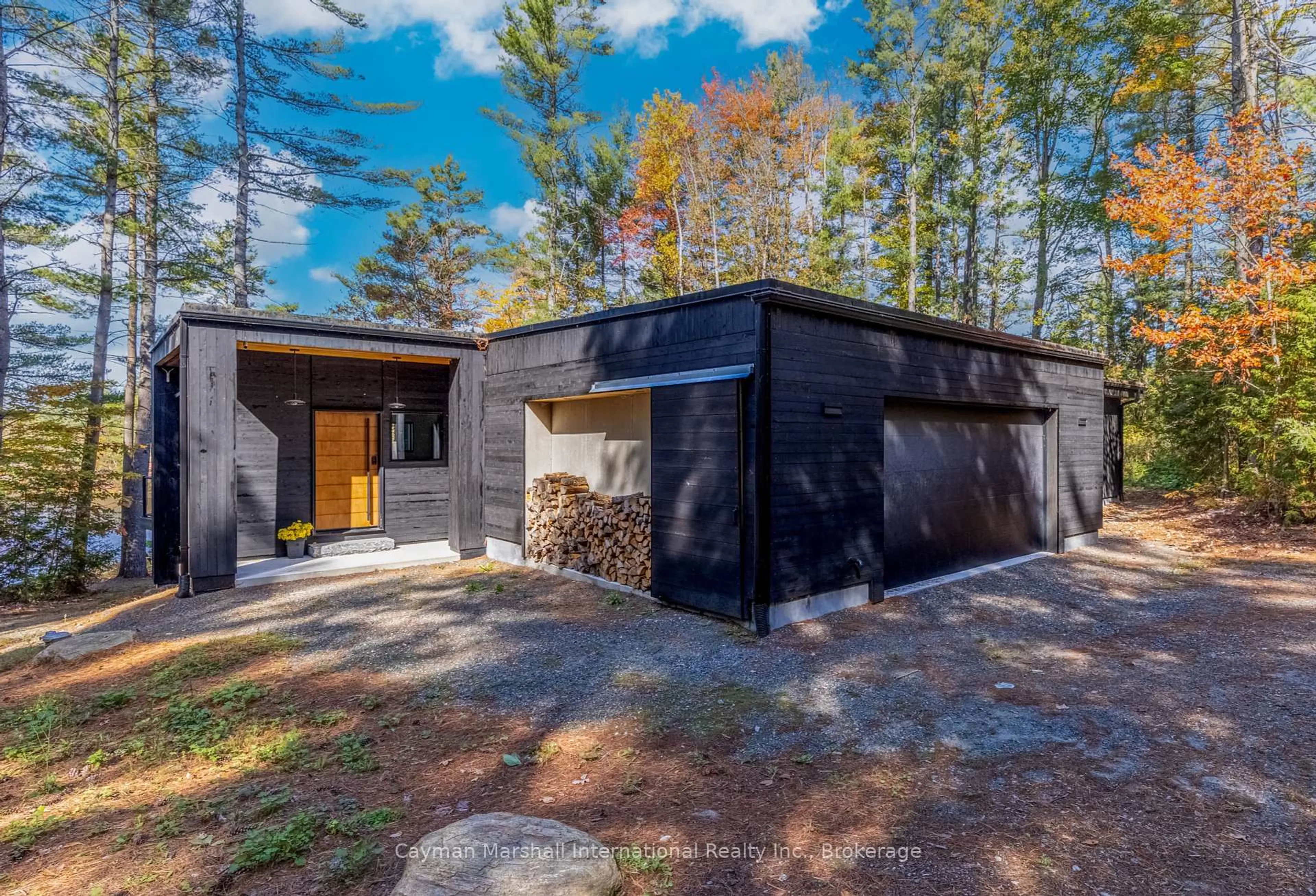 Unknown for 1054 Thomas Rd, Gravenhurst Ontario P1P 1R3
