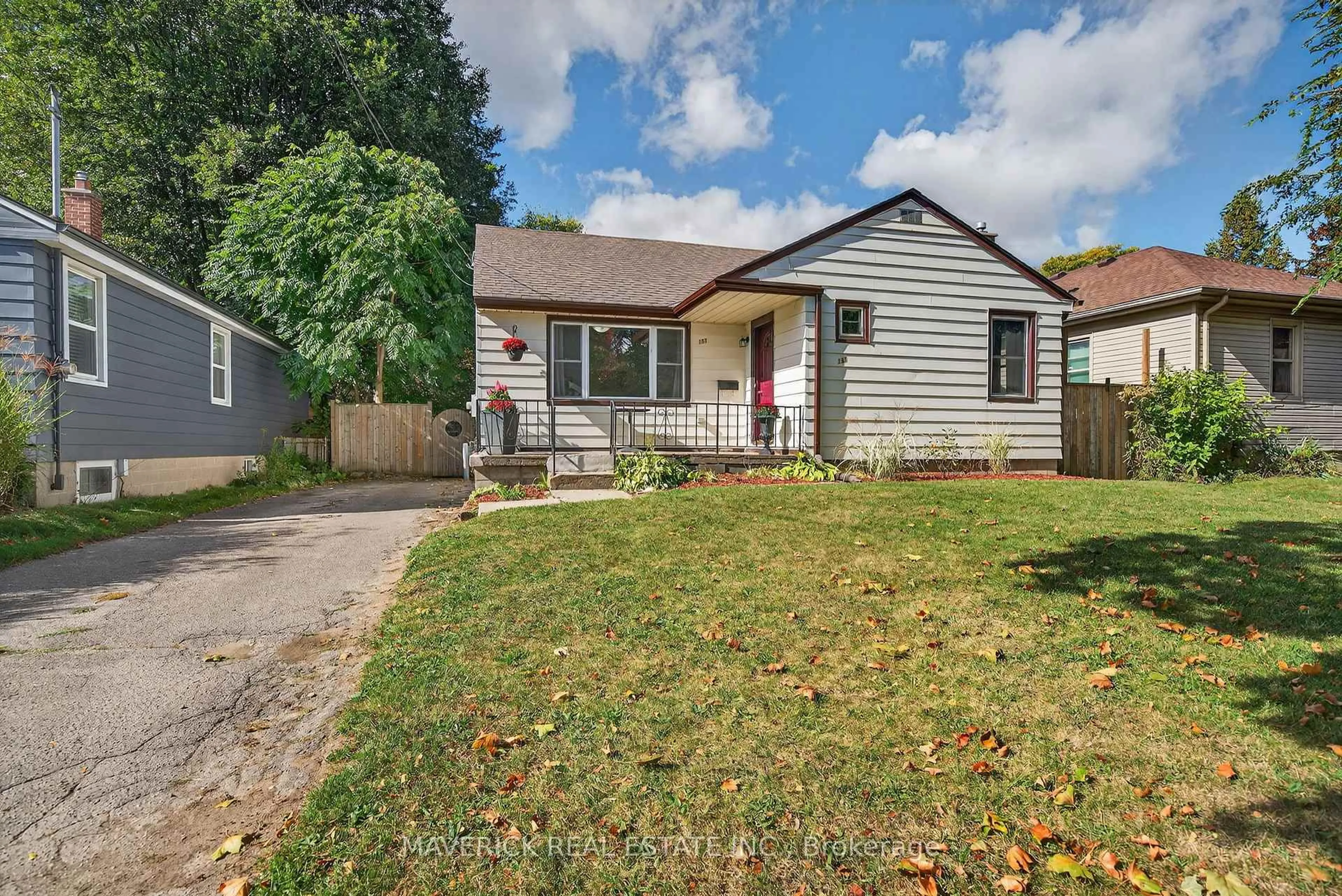 Unknown for 151 Elliott St, London East Ontario N5Y 2G1
