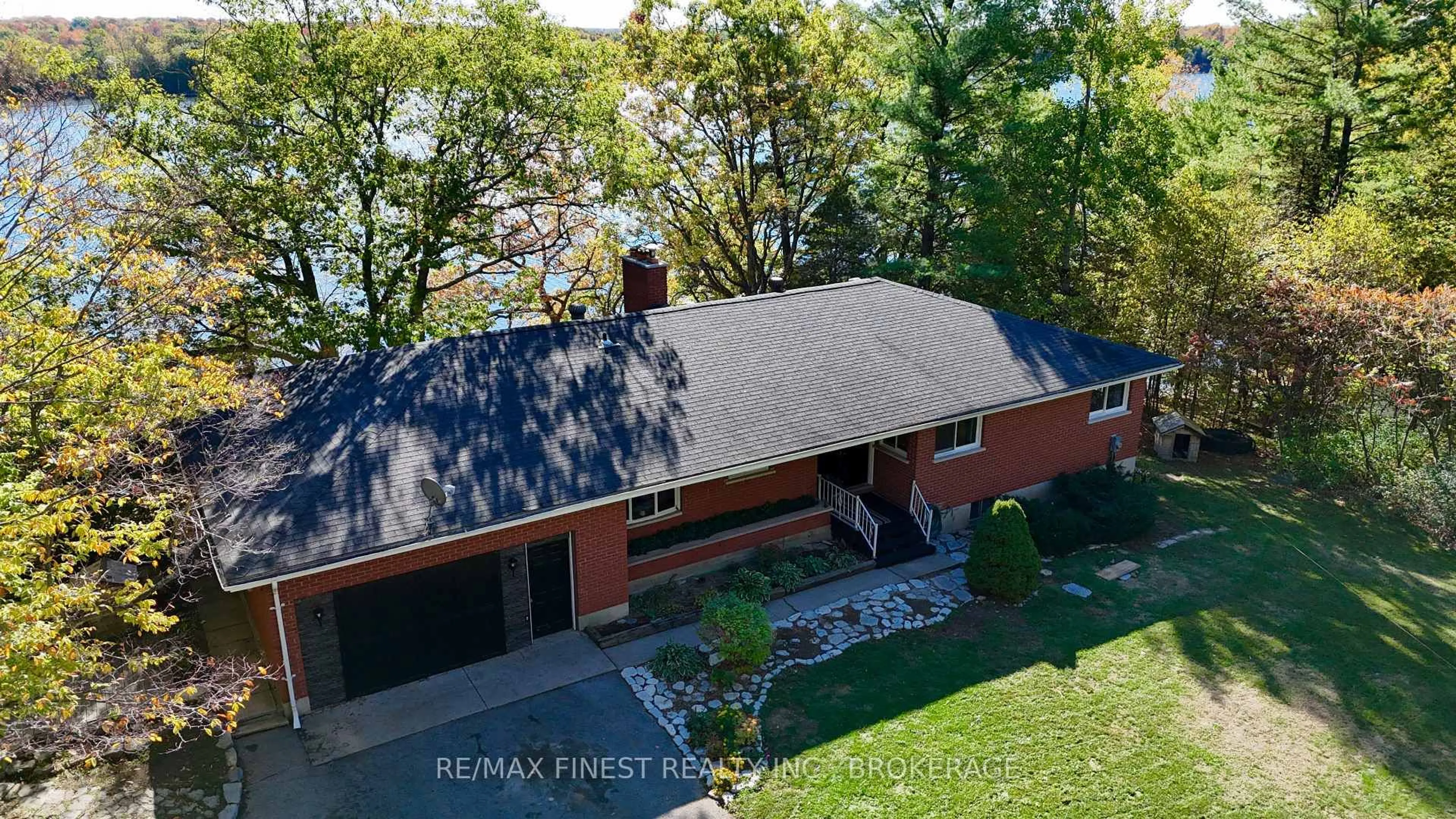 A pic from outside/outdoor area/front of a property/back of a property/a pic from drone, street for 4236 Pine Ridge Dr, Verona Ontario K0H 2W0
