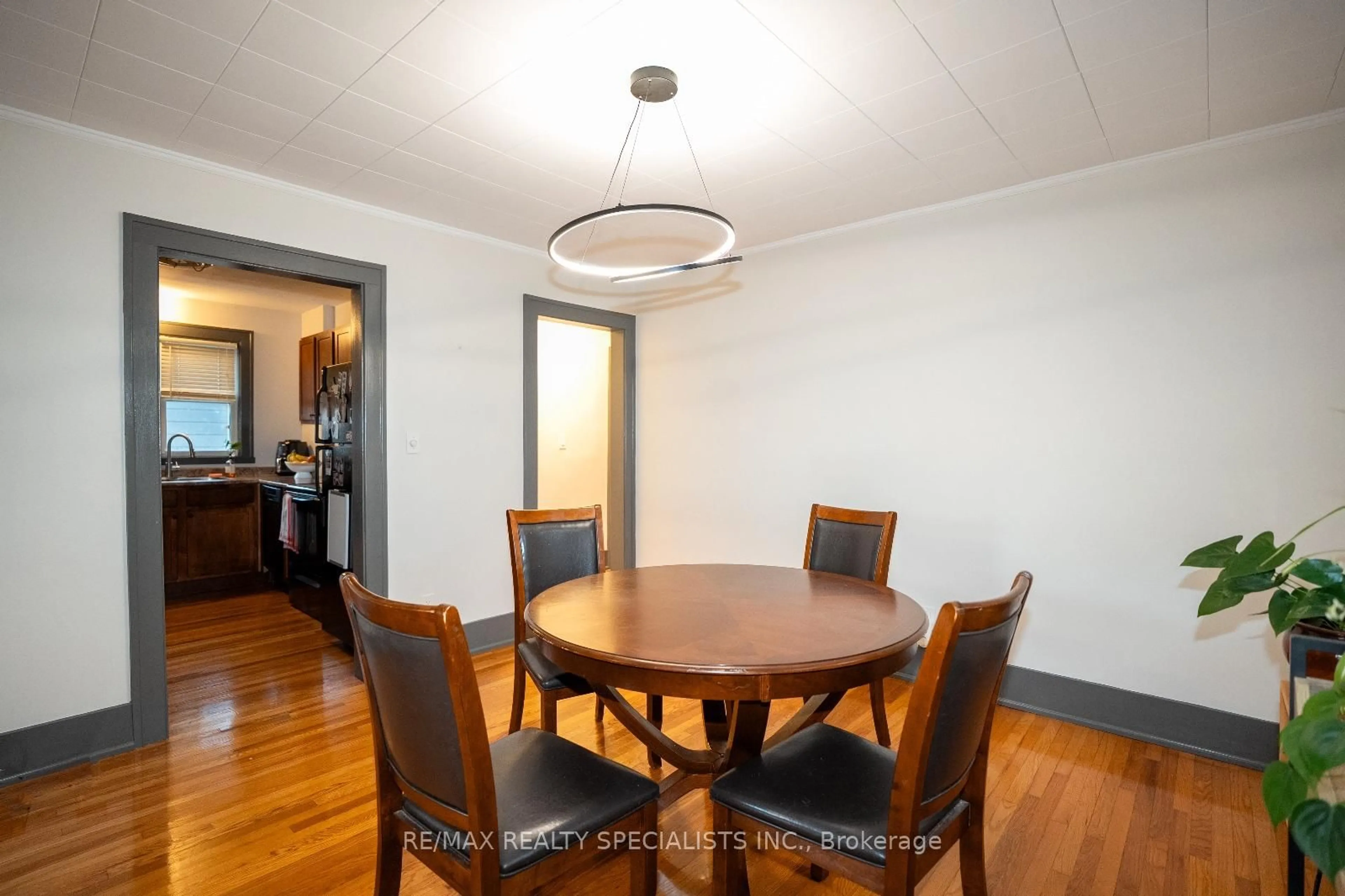 Dining room, wood/laminate floor for 2371-2373 Lincoln Rd, Windsor Ontario N8W 2R4