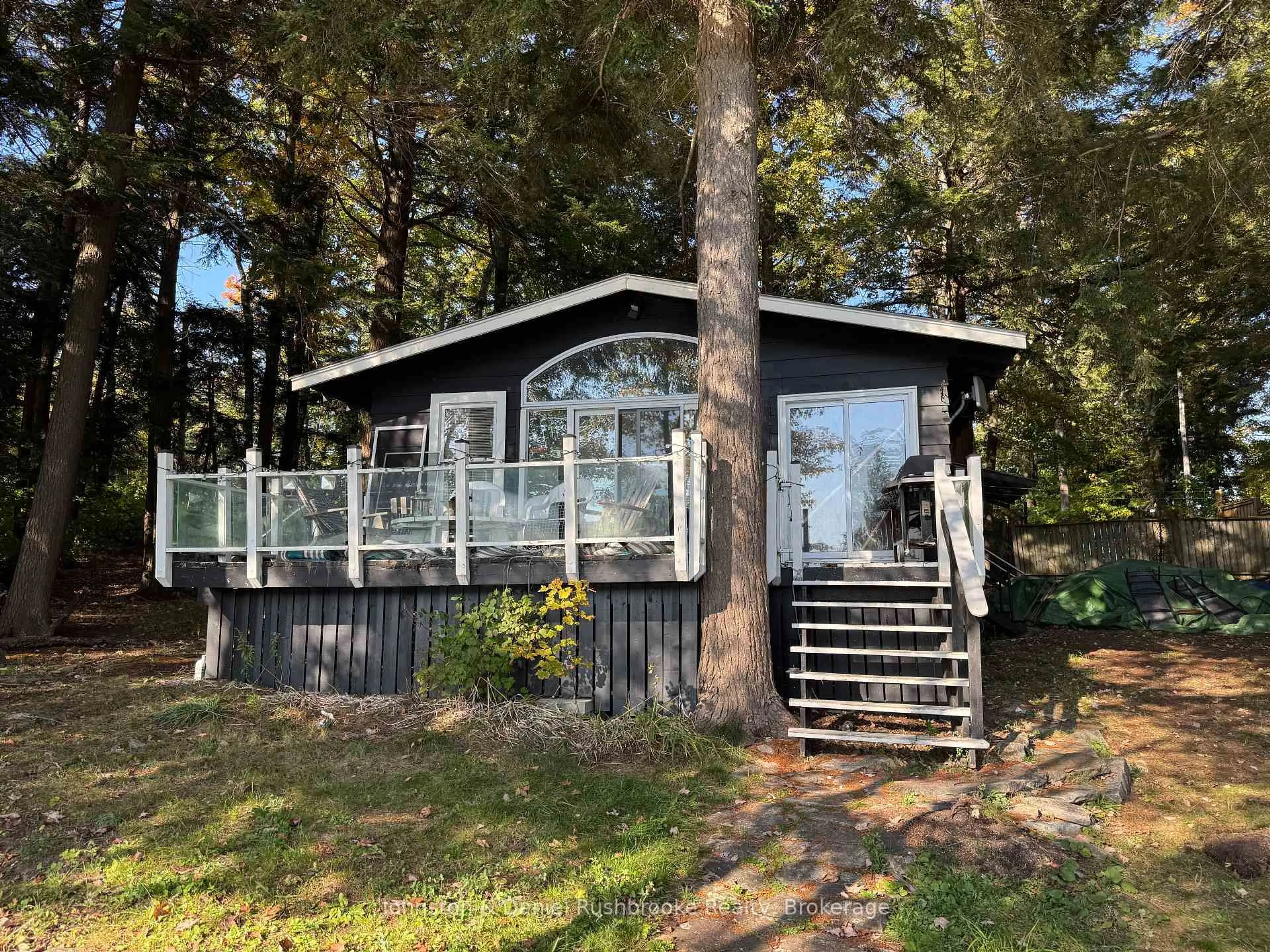 Shed for 1127 Keeler Rd, Muskoka Lakes Ontario P0C 1M0